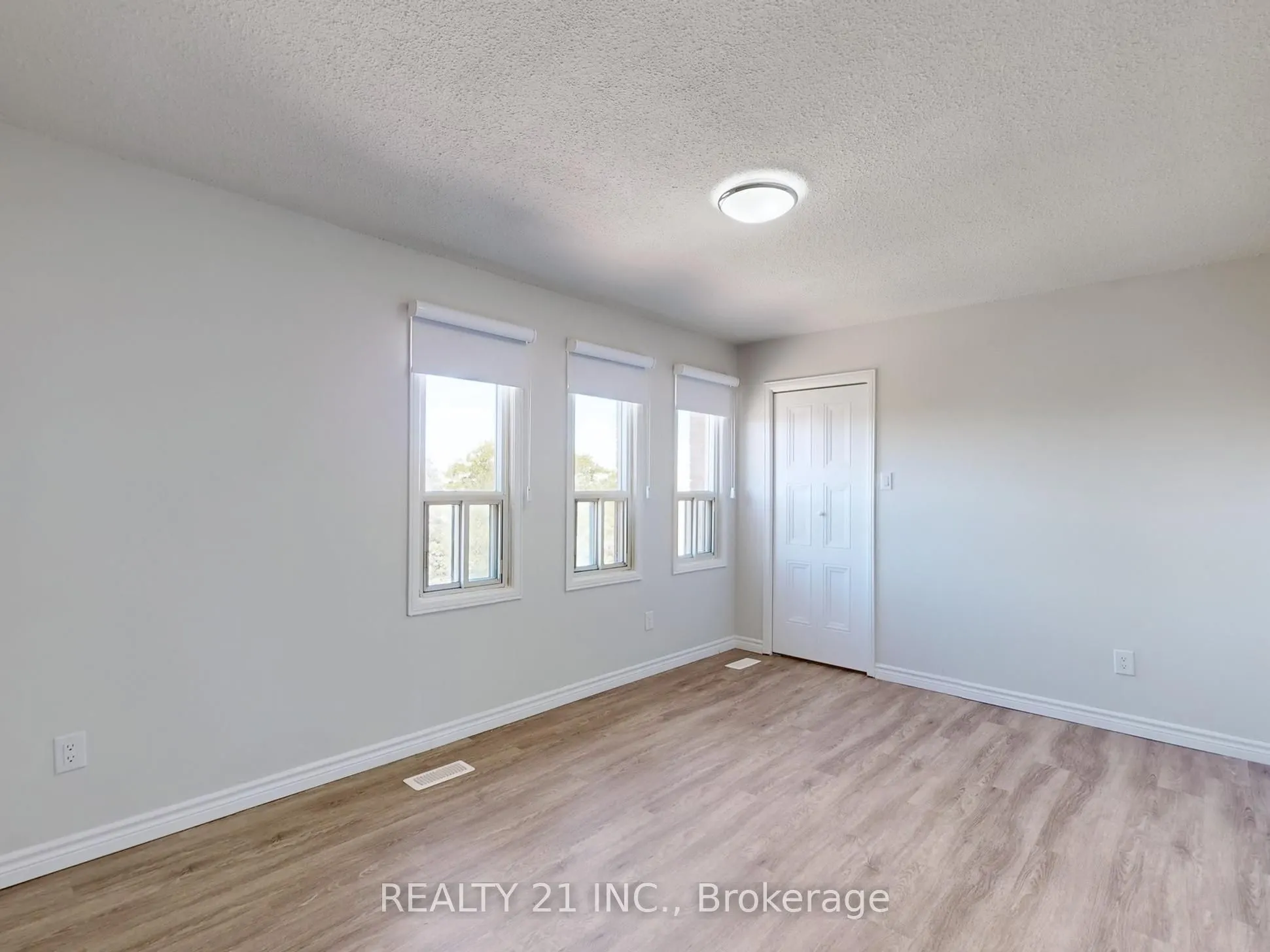 40 Rexdale Boulevard, #2