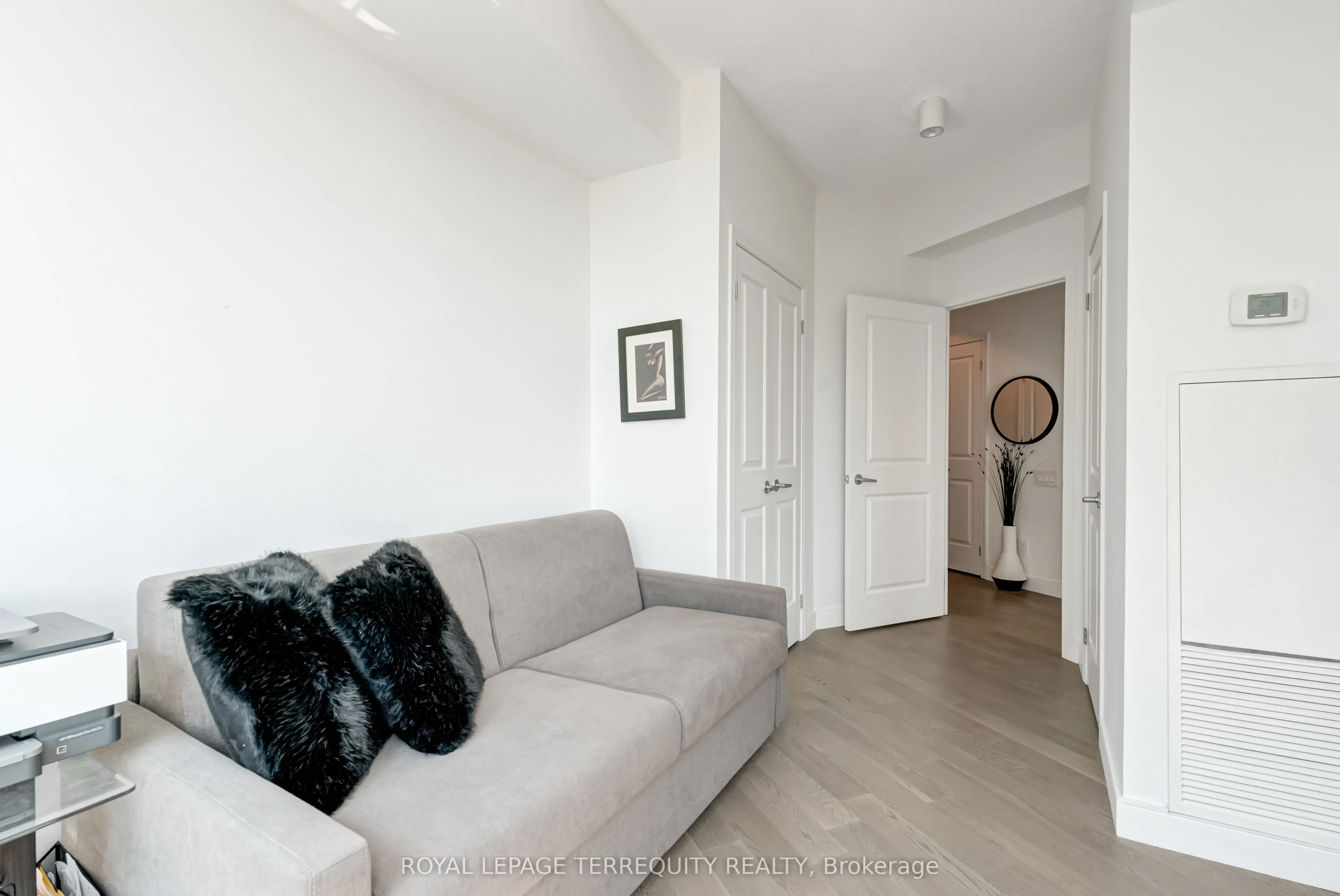 15 Windermere Avenue, #1210