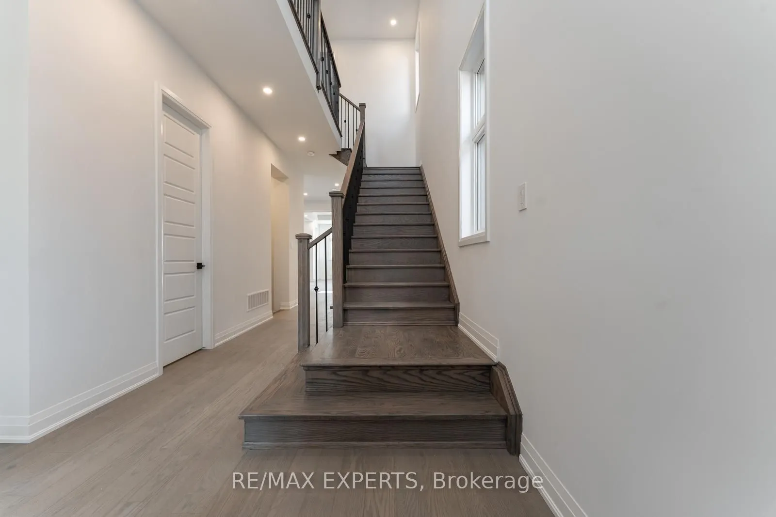3299 harasym Trail