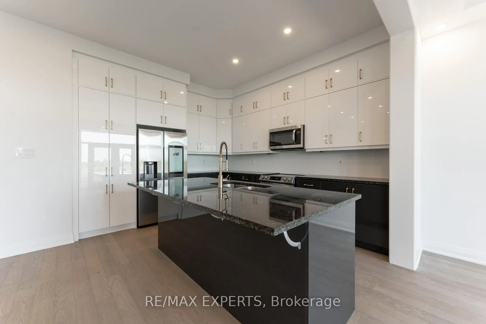 3299 harasym Trail