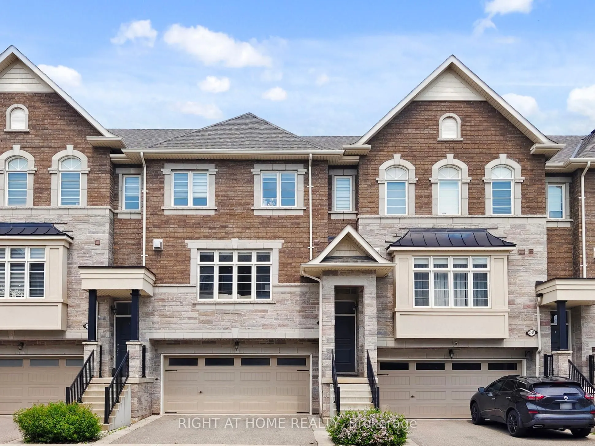 2251 Khalsa Gate E