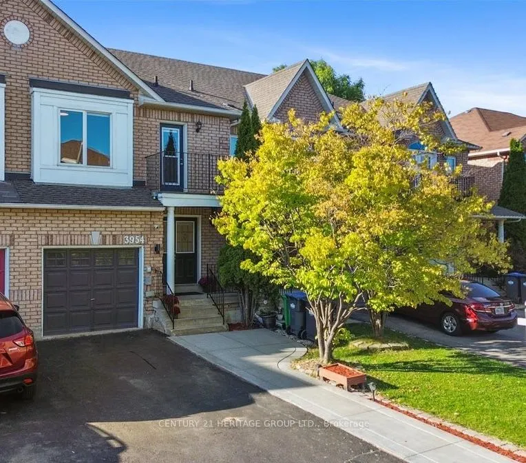 3954 Coachman Circle
