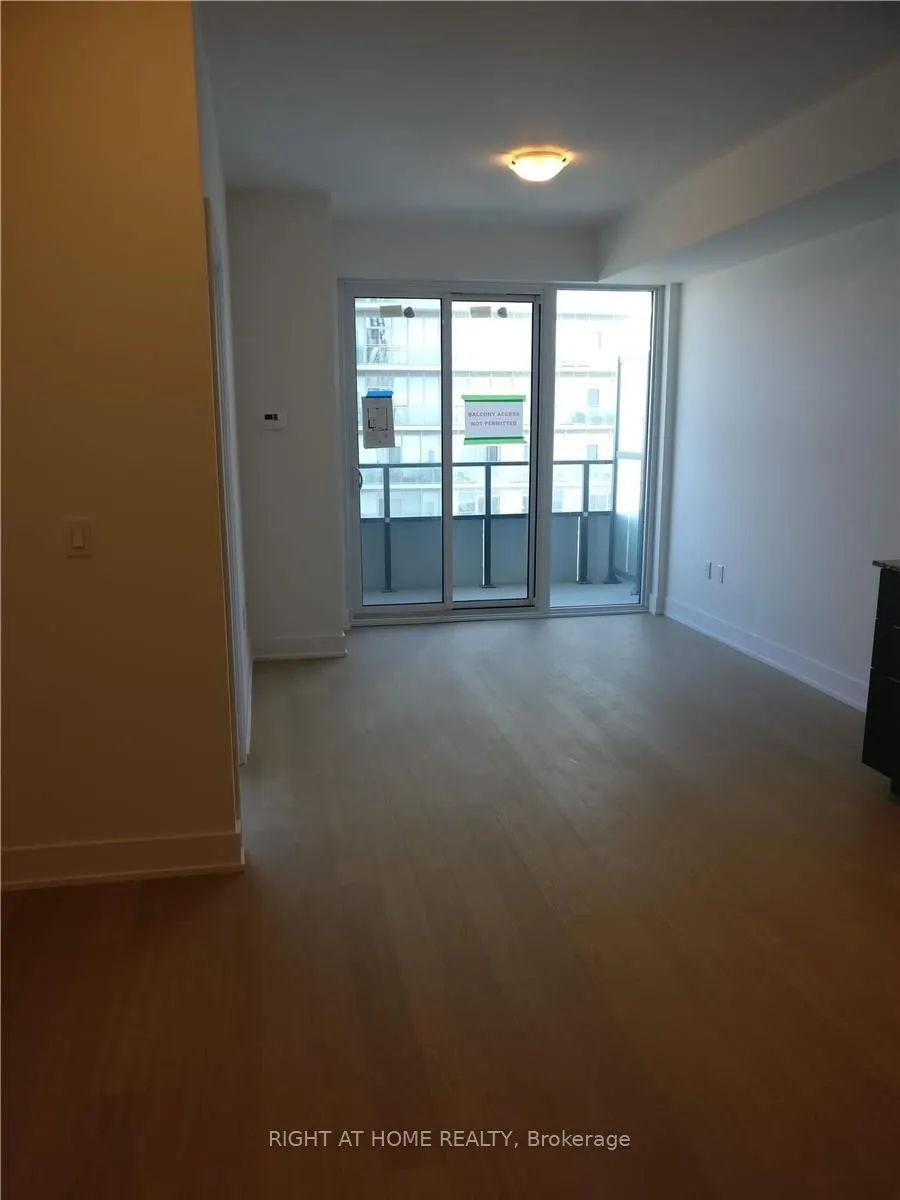 30 Shore Breeze Drive, #3415