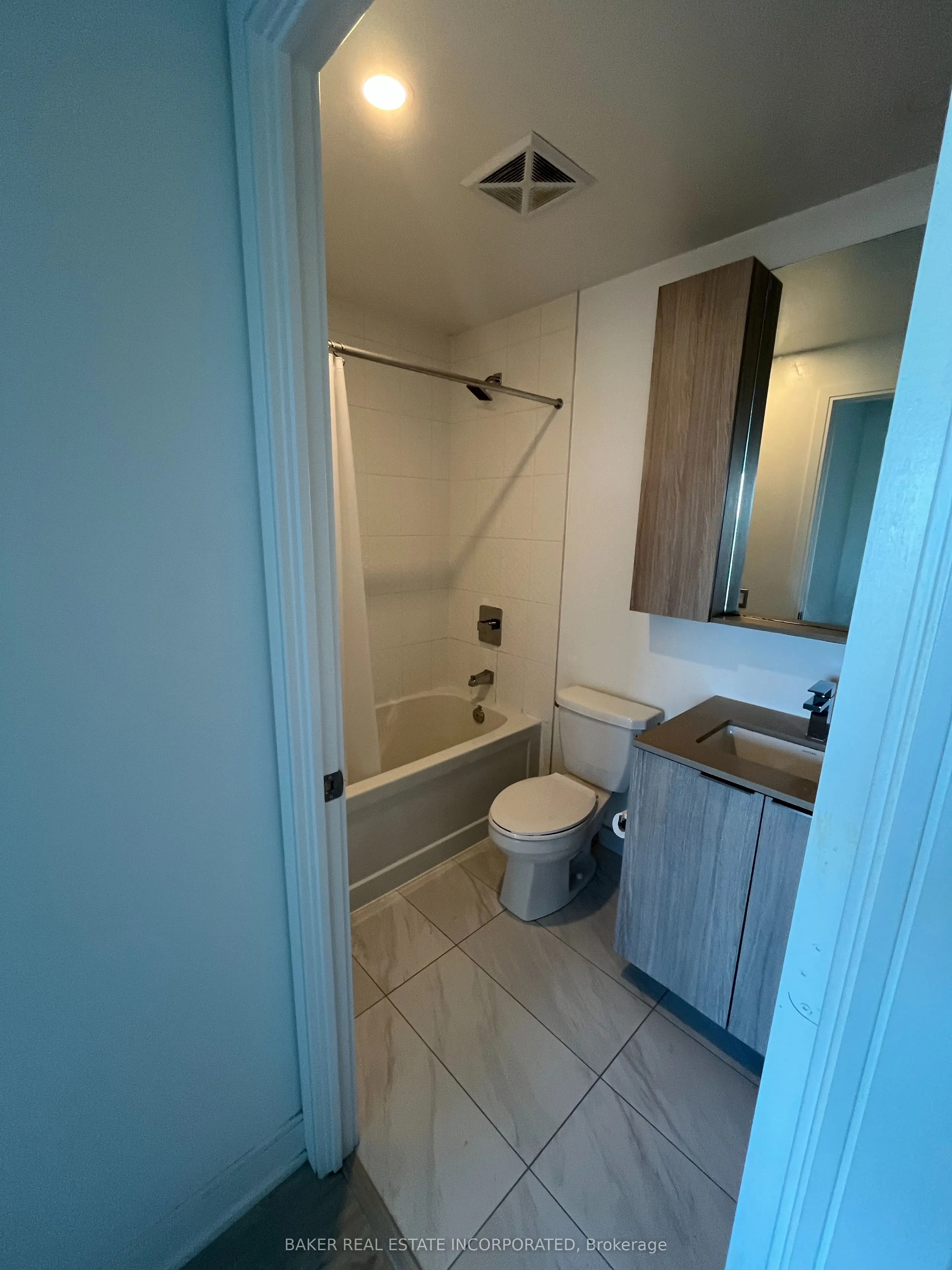 70 Annie Craig Drive, #910