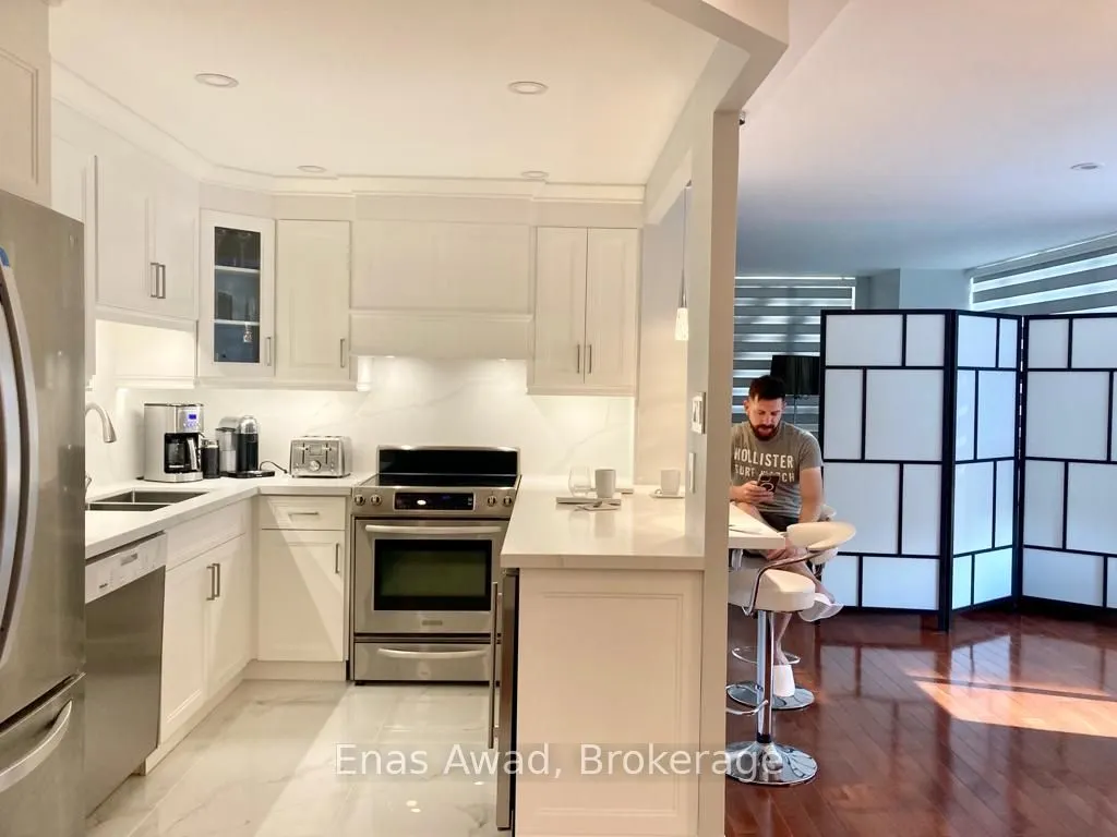 2287 Lake Shore Boulevard W, #603