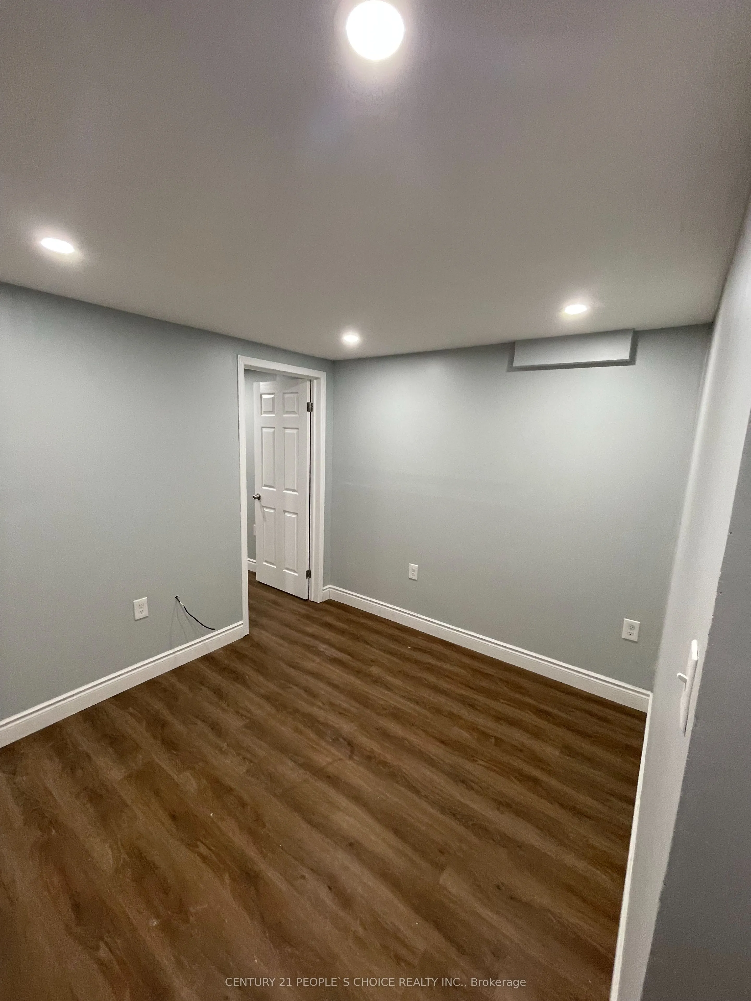 169 Willow Park Drive, #Lower