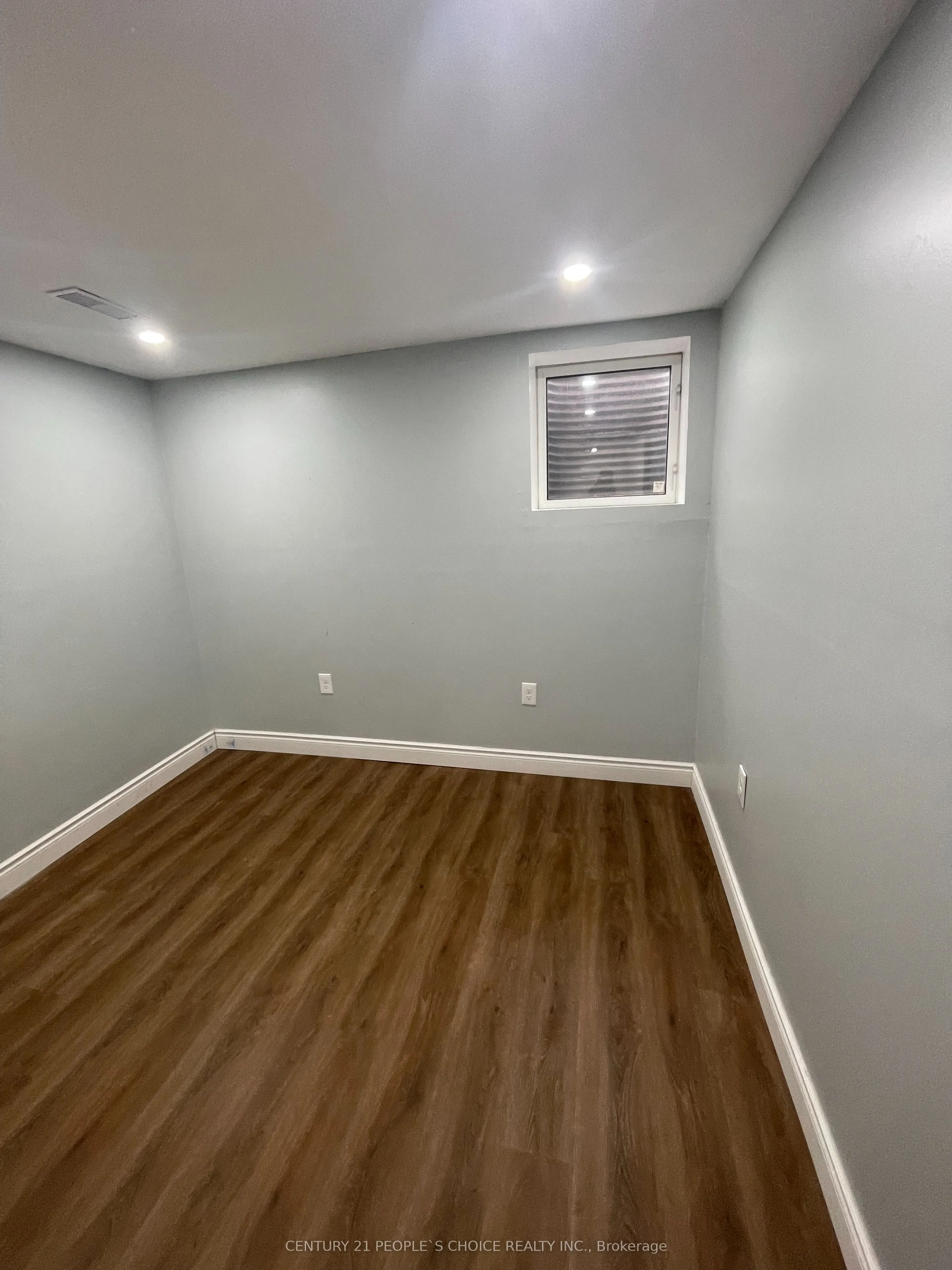 169 Willow Park Drive, #Lower