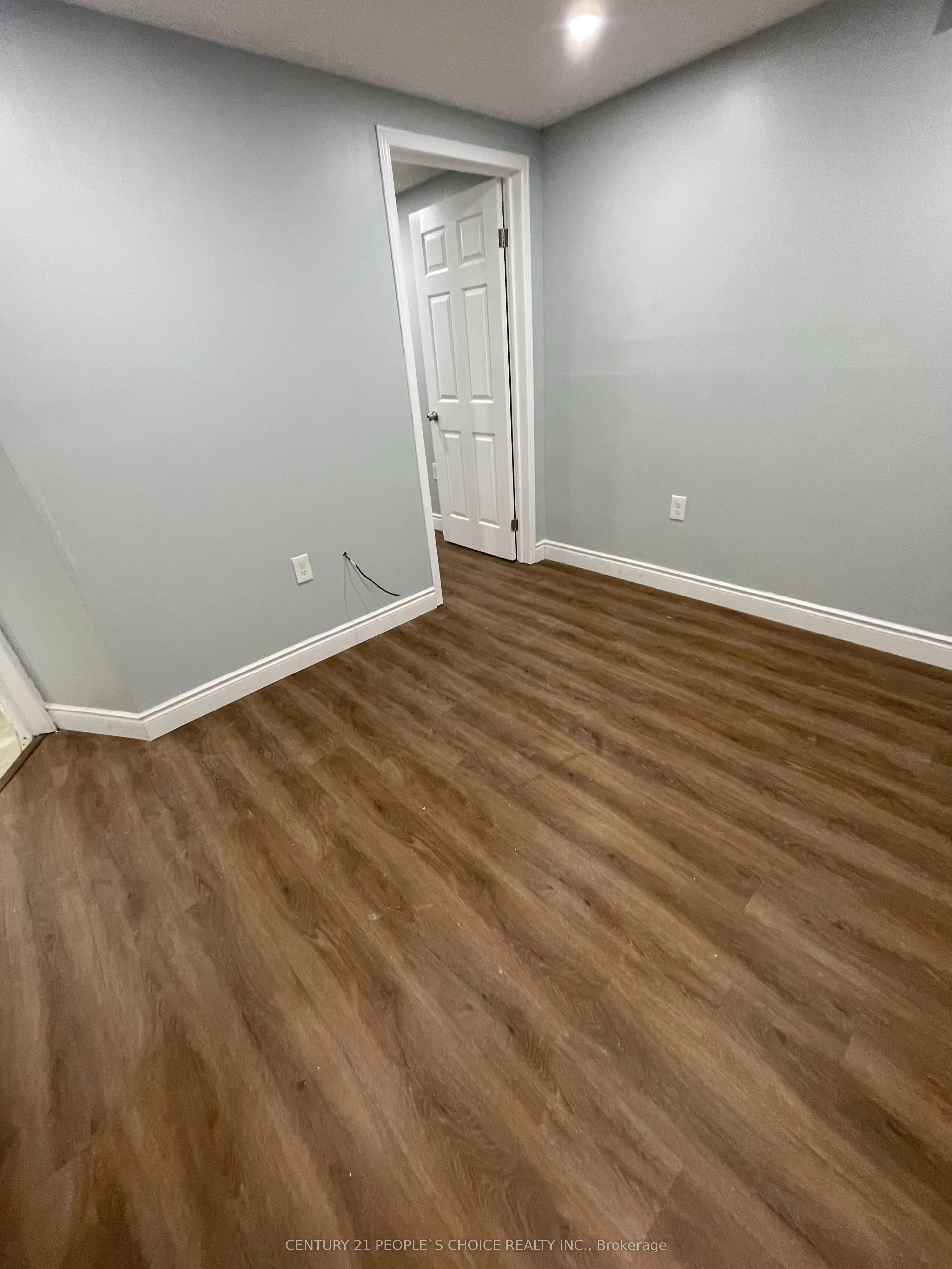 169 Willow Park Drive, #Lower
