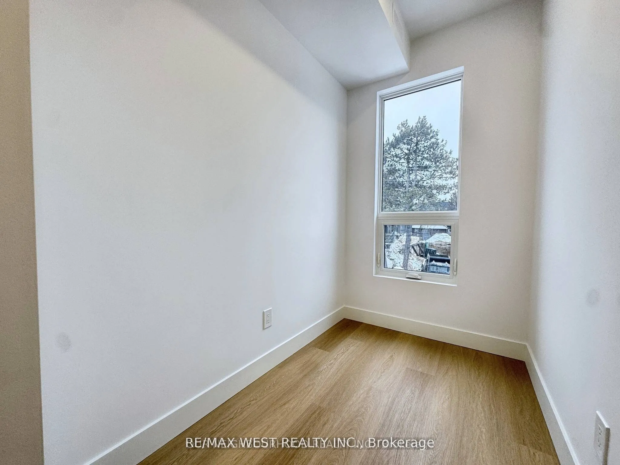 47 Morningside Avenue, #B