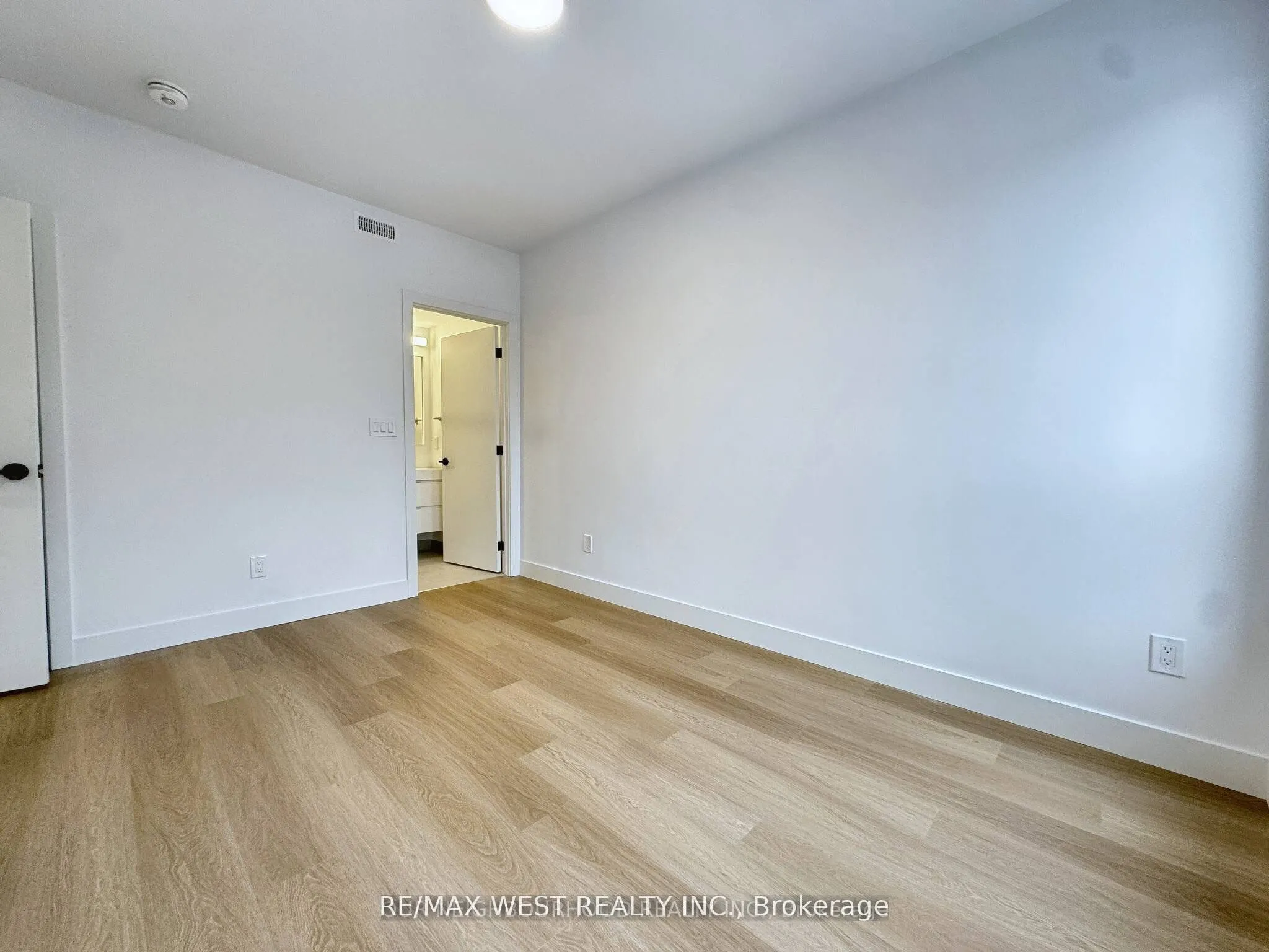 47 Morningside Avenue, #B