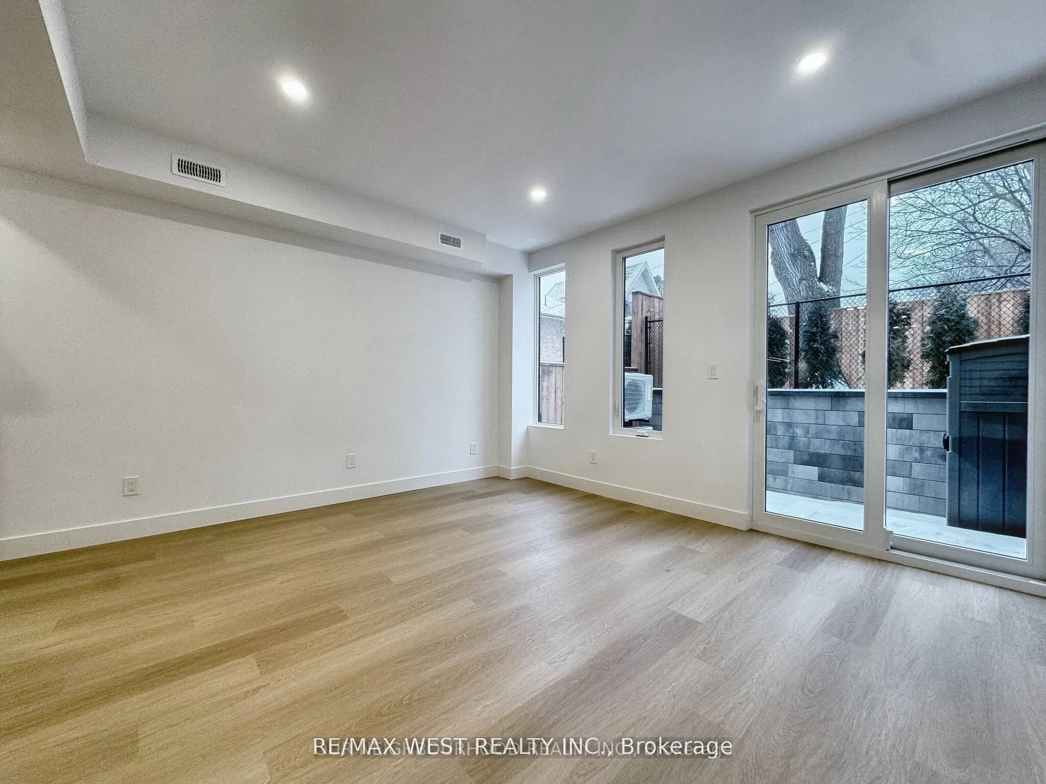 47 Morningside Avenue, #B