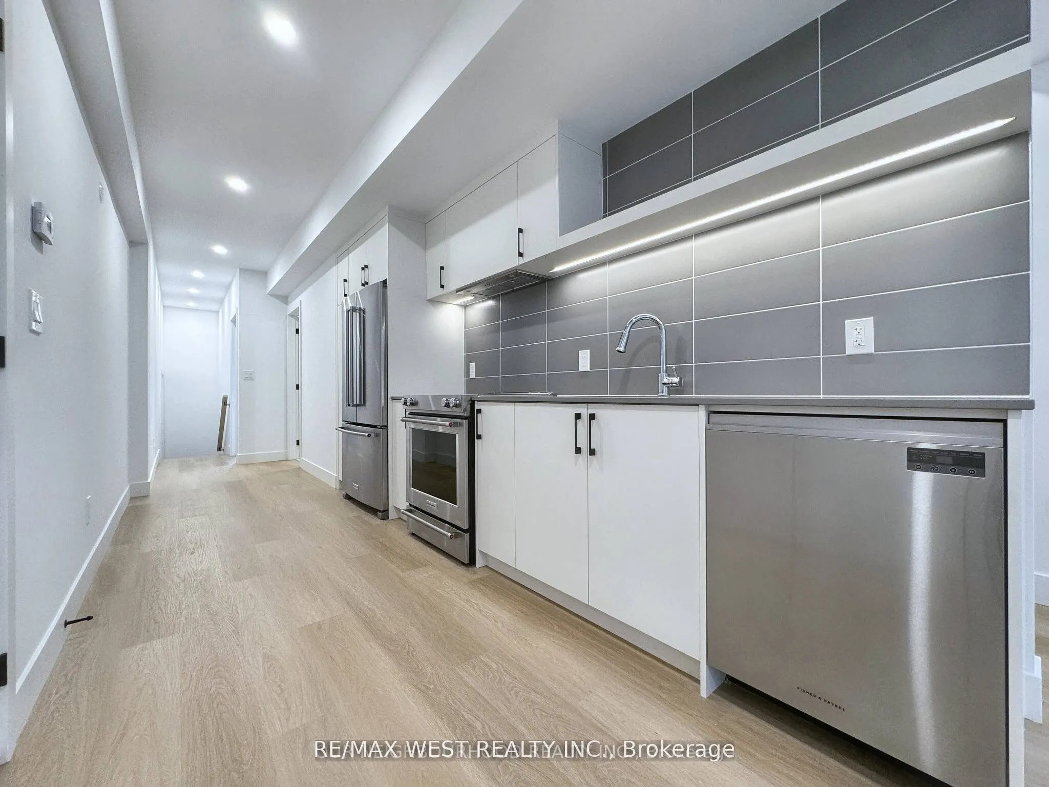47 Morningside Avenue, #B