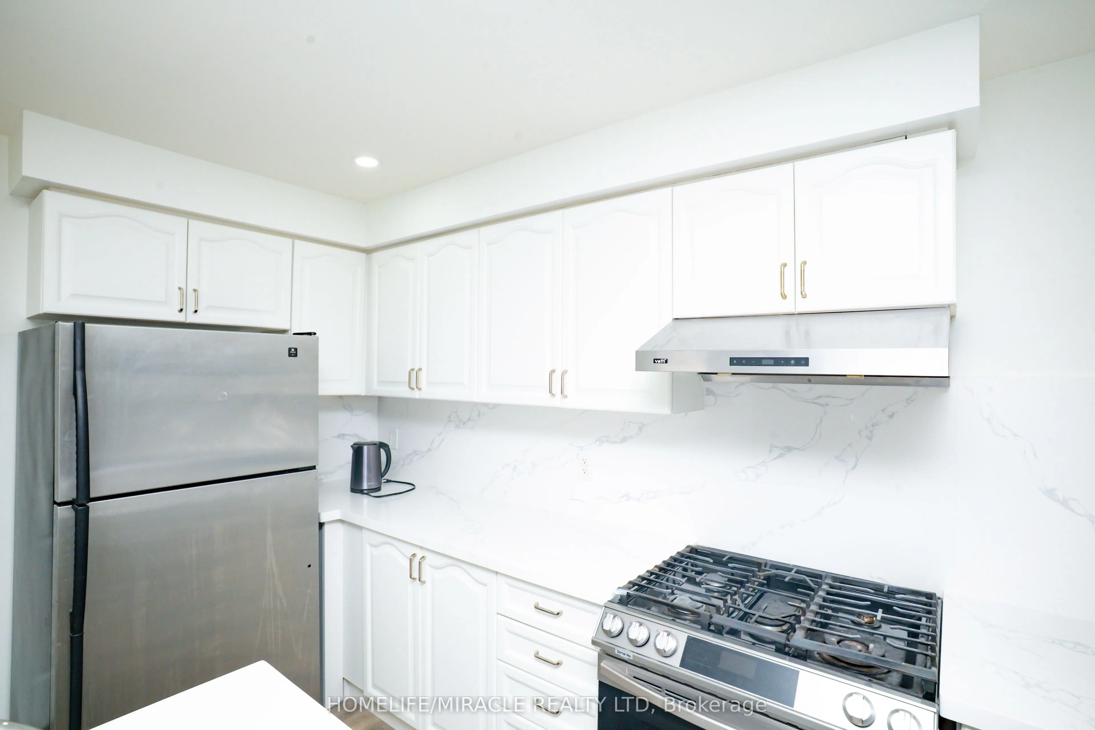 27 Killaloe Crescent
