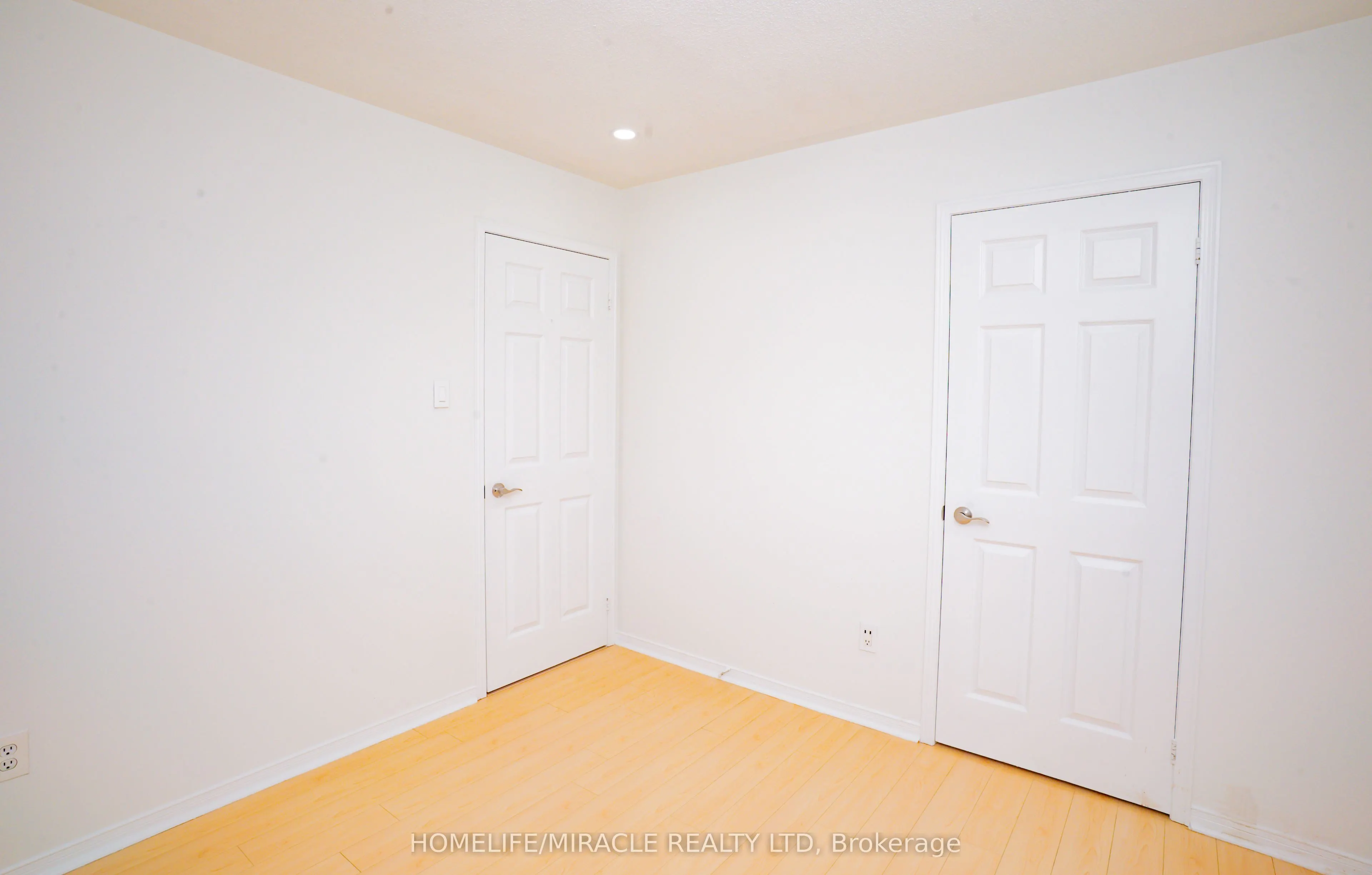 27 Killaloe Crescent