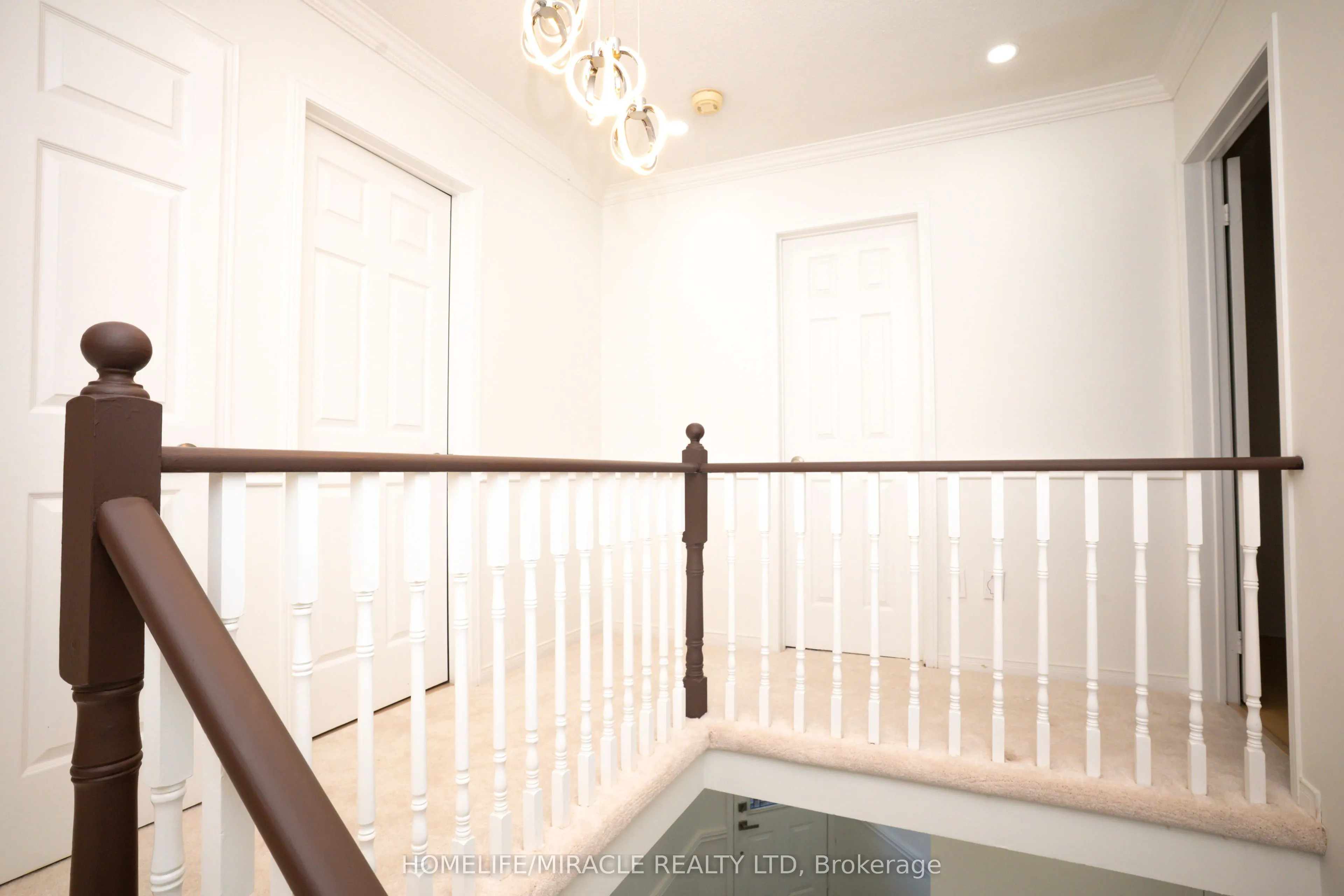 27 Killaloe Crescent
