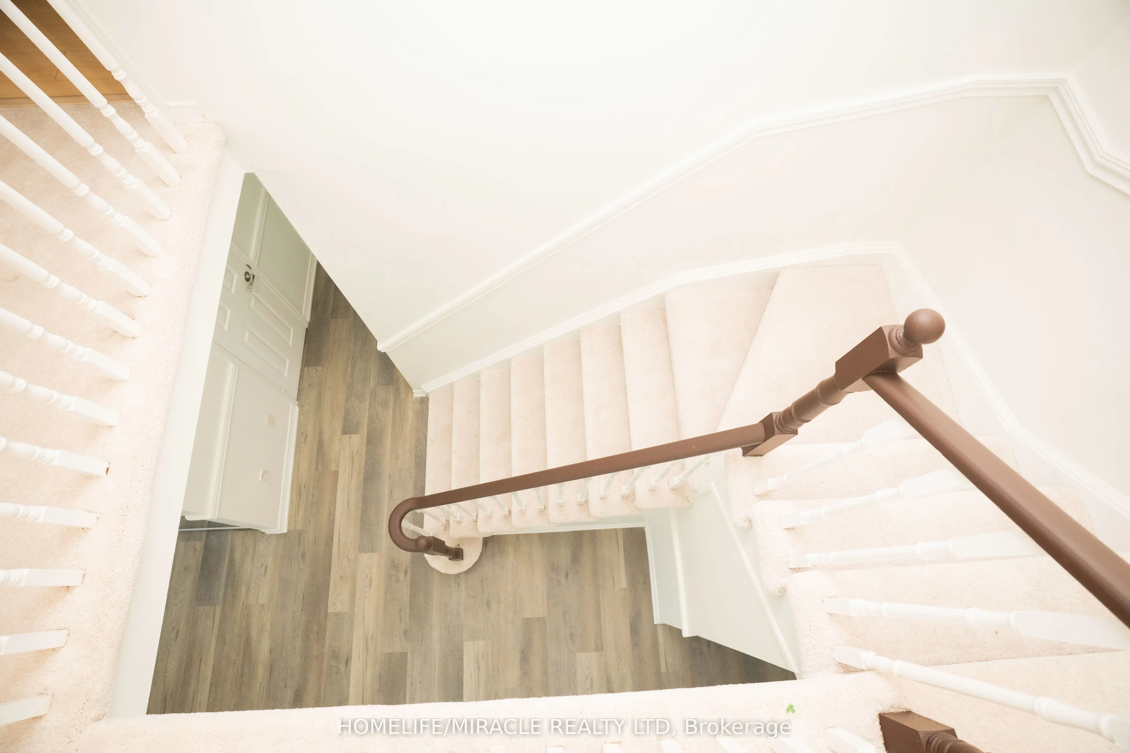 27 Killaloe Crescent