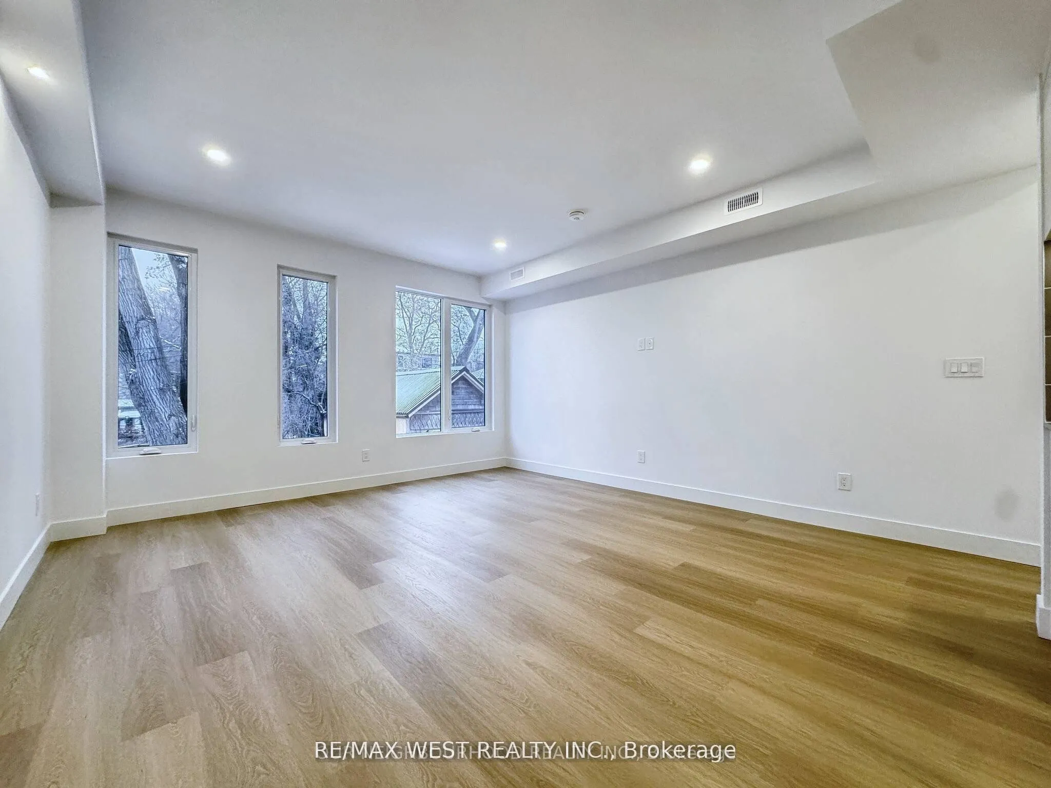 47 Morningside Avenue, #C