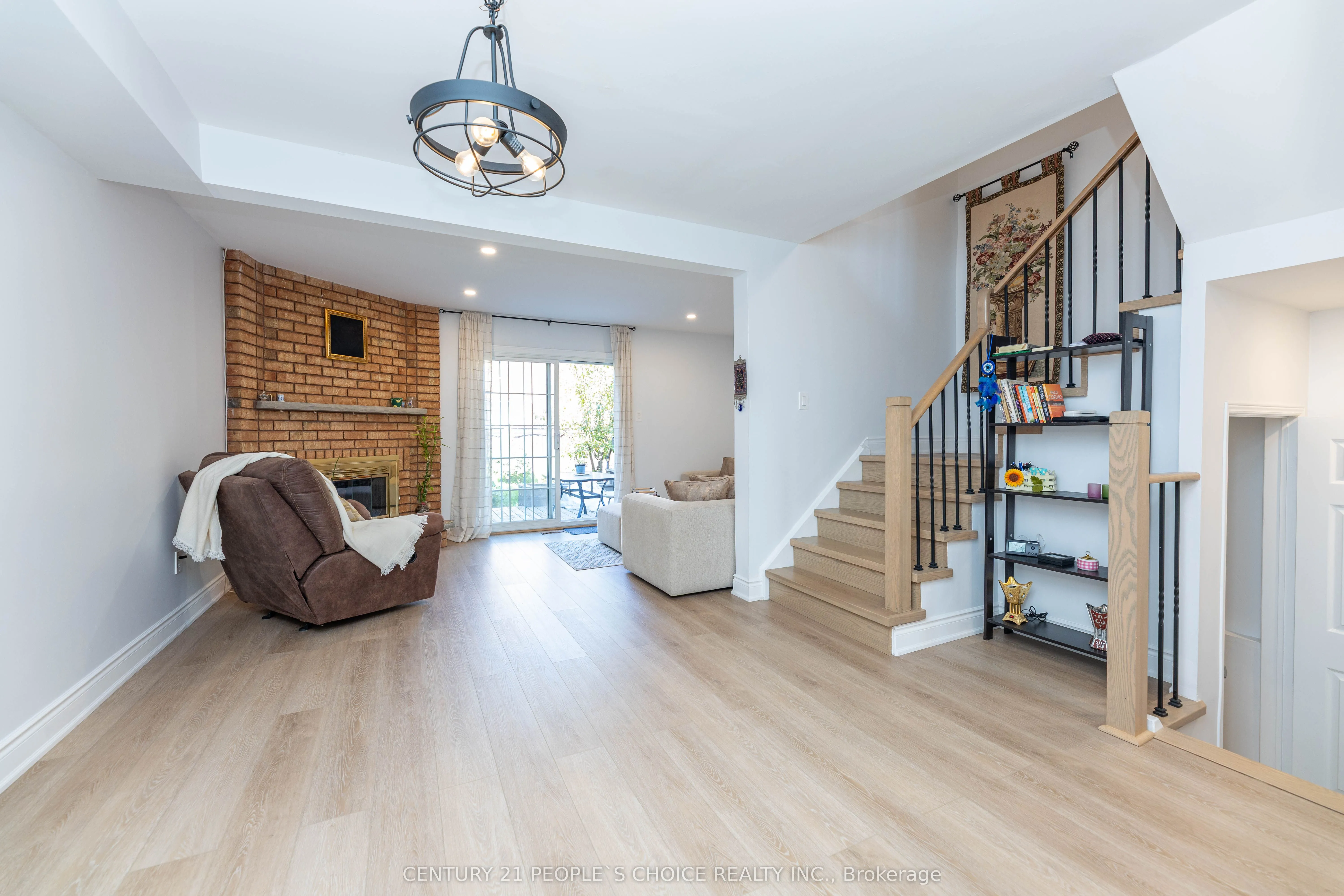 365 Tailfeather Crescent, #30