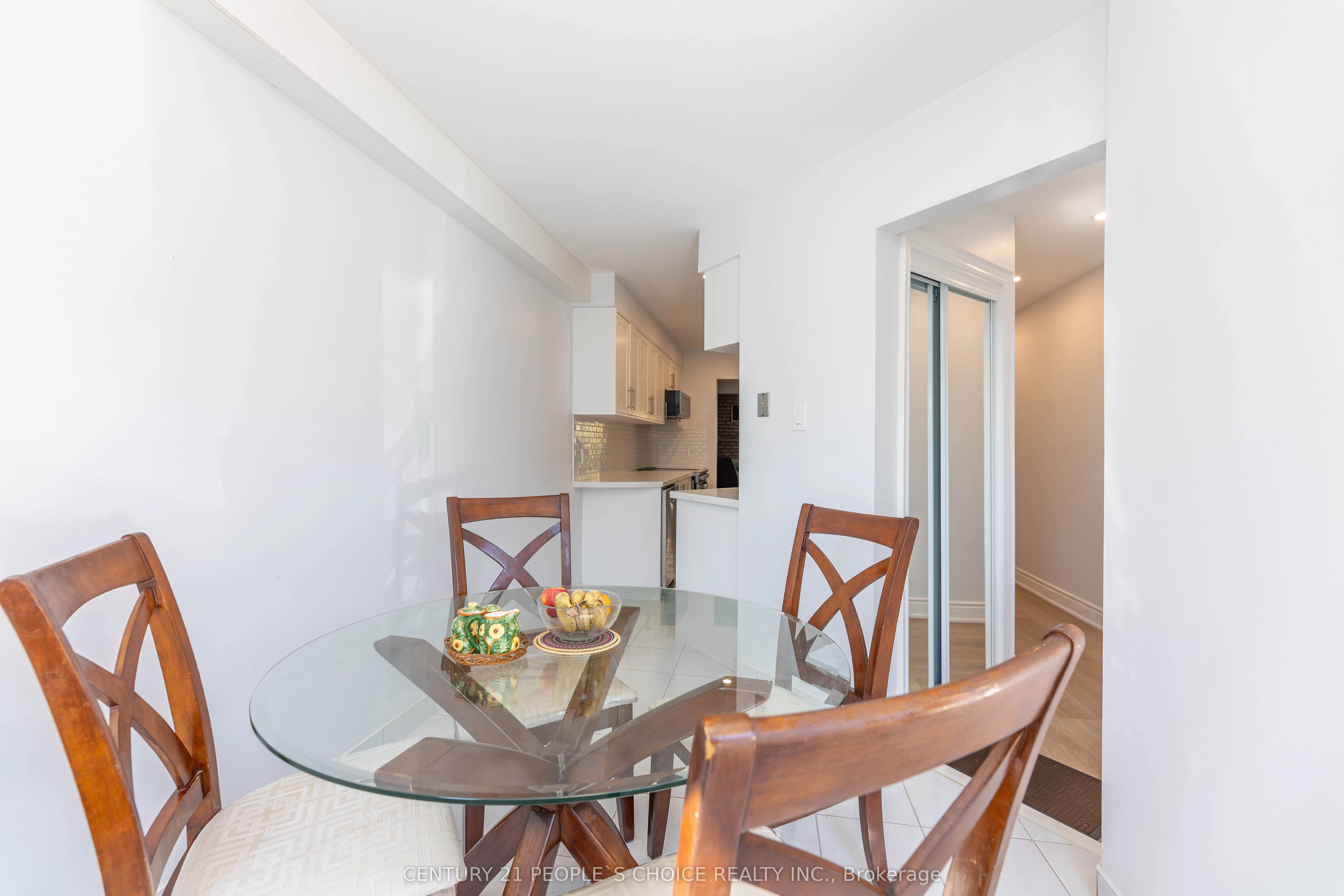 365 Tailfeather Crescent, #30