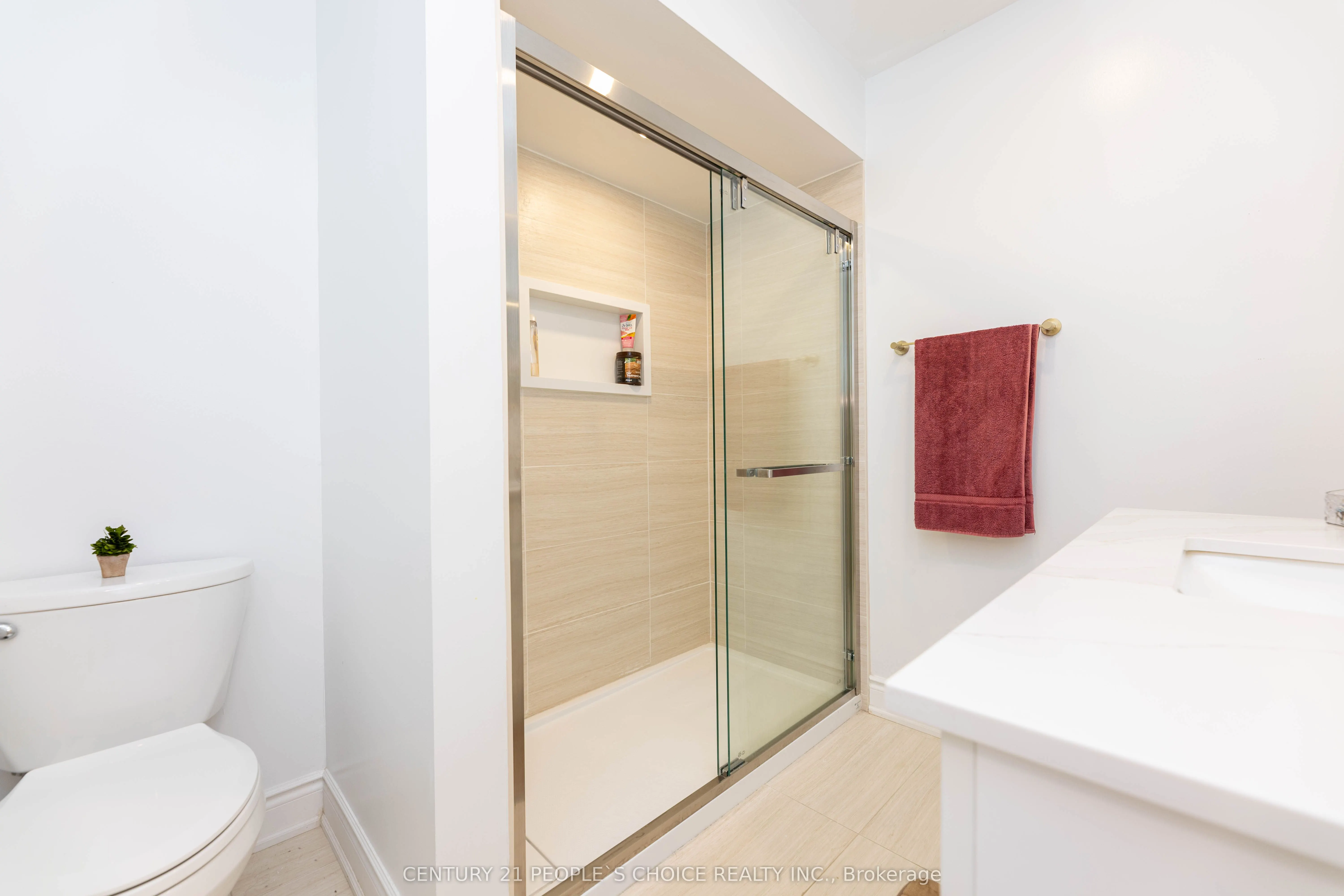 365 Tailfeather Crescent, #30