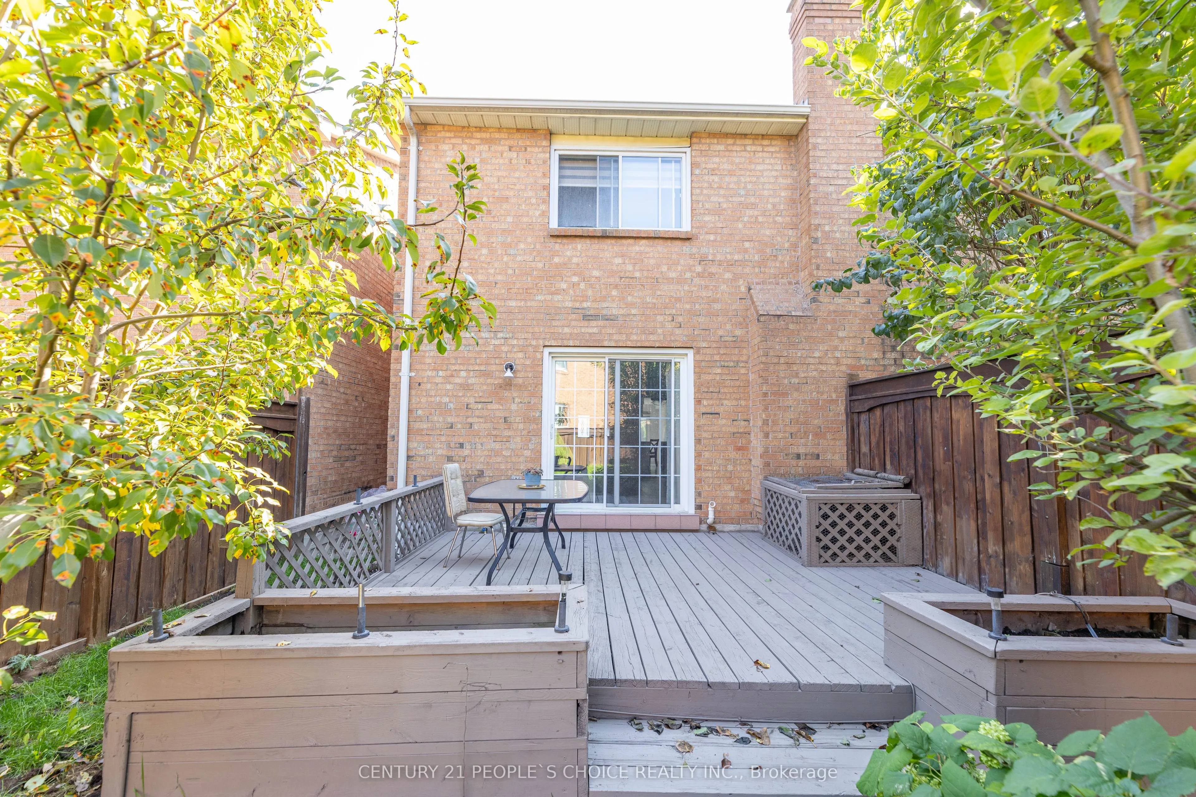 365 Tailfeather Crescent, #30