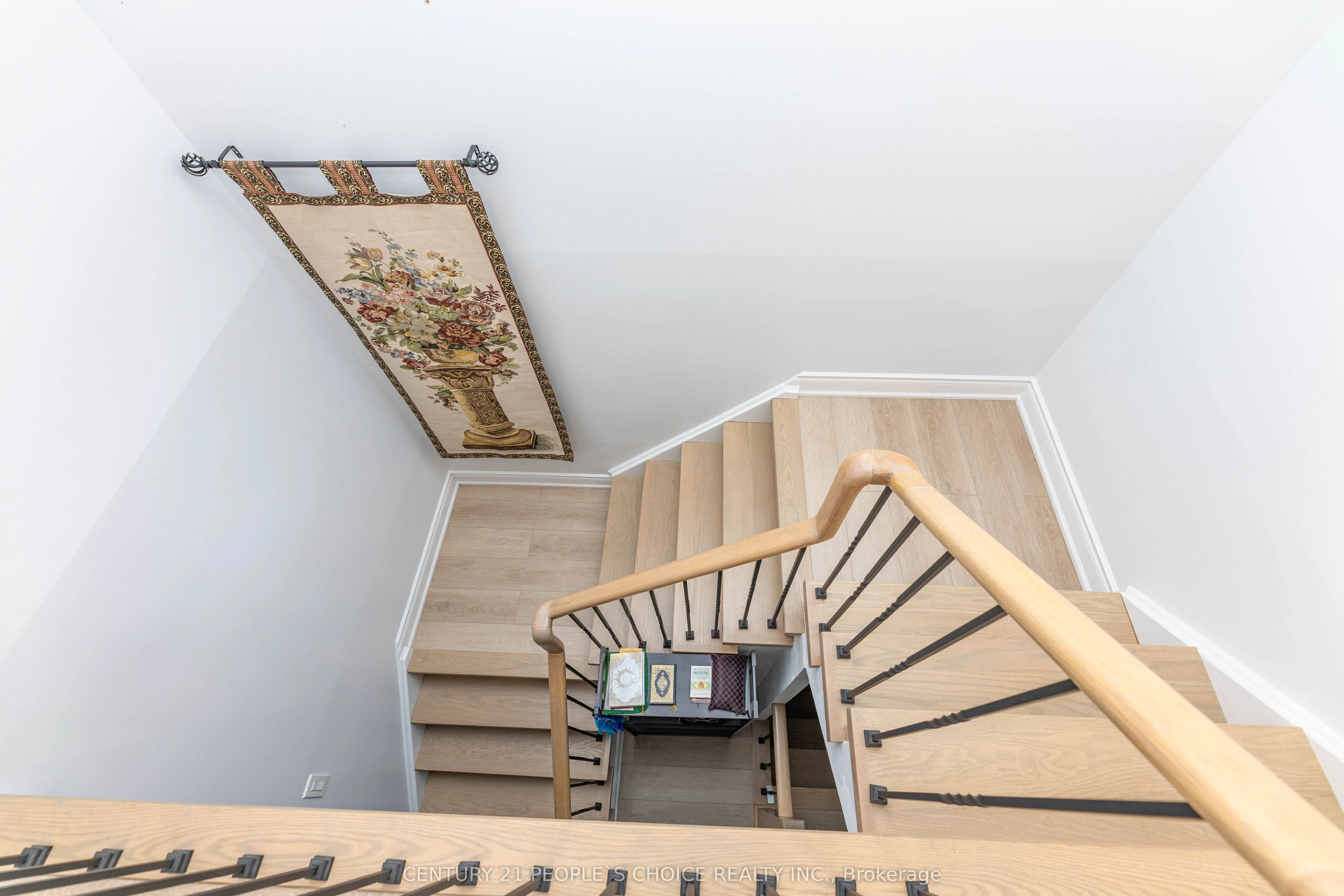 365 Tailfeather Crescent, #30