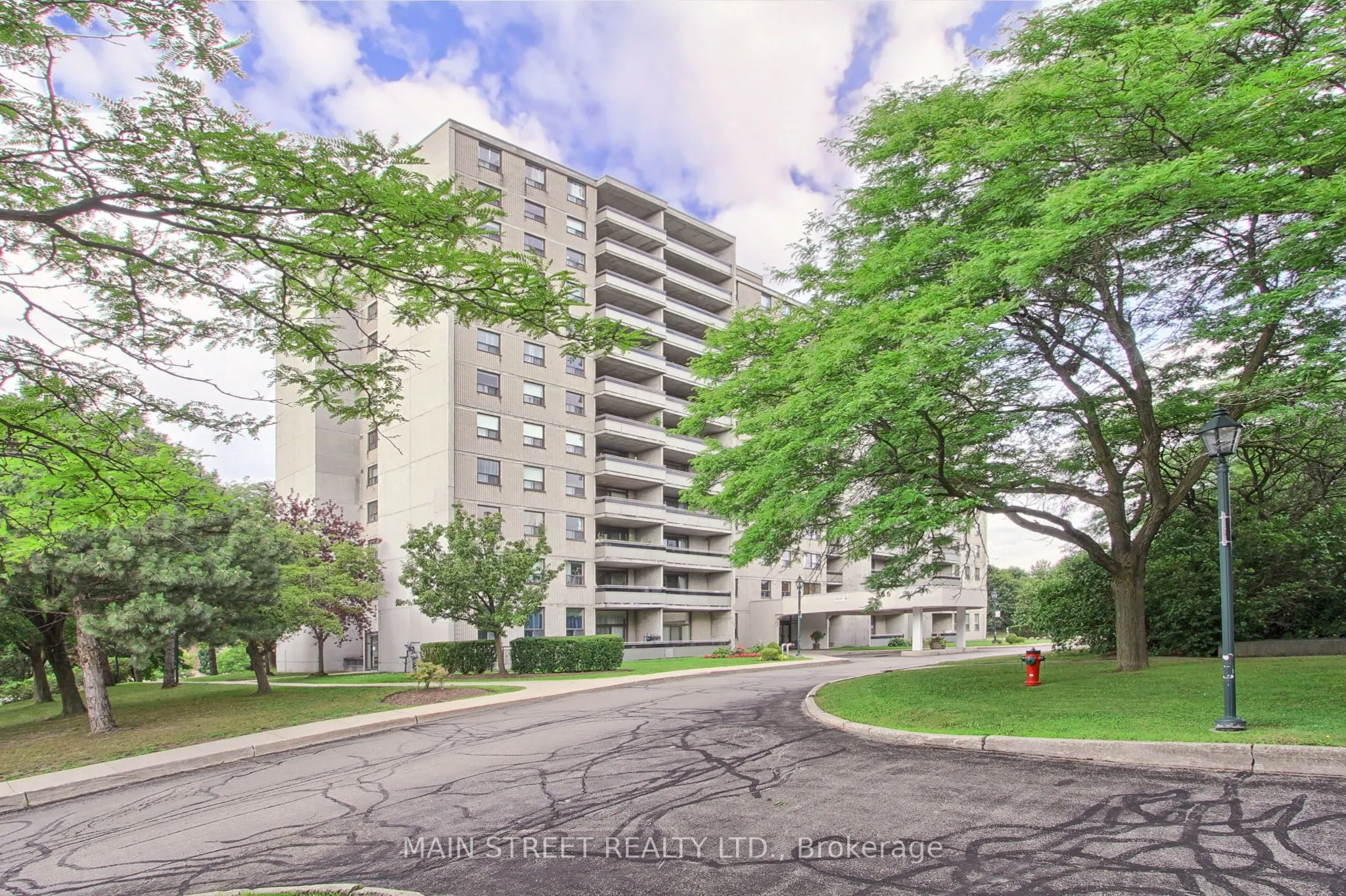 355 Rathburn Road E, #307