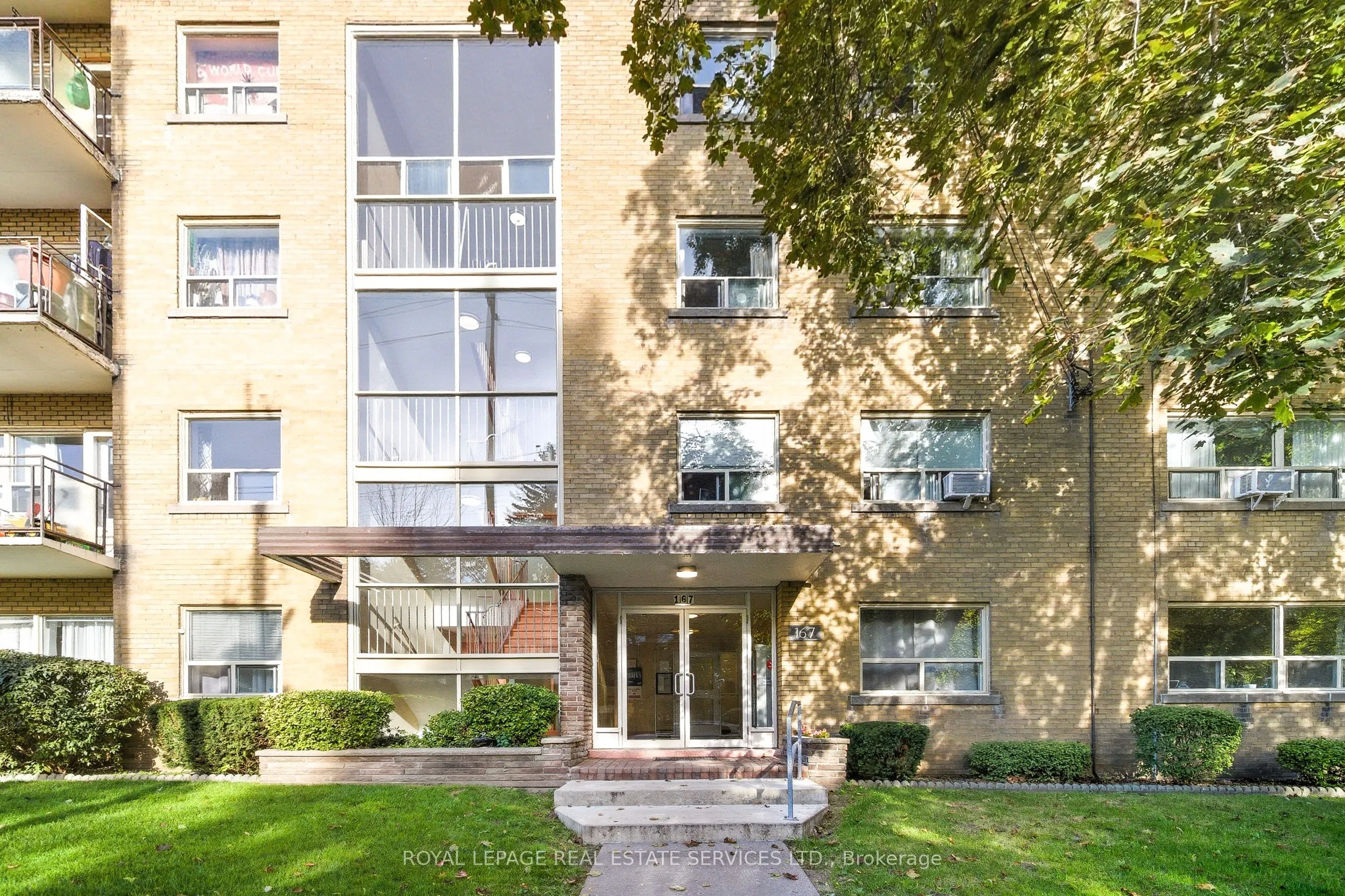 167 Stephen Drive, #207