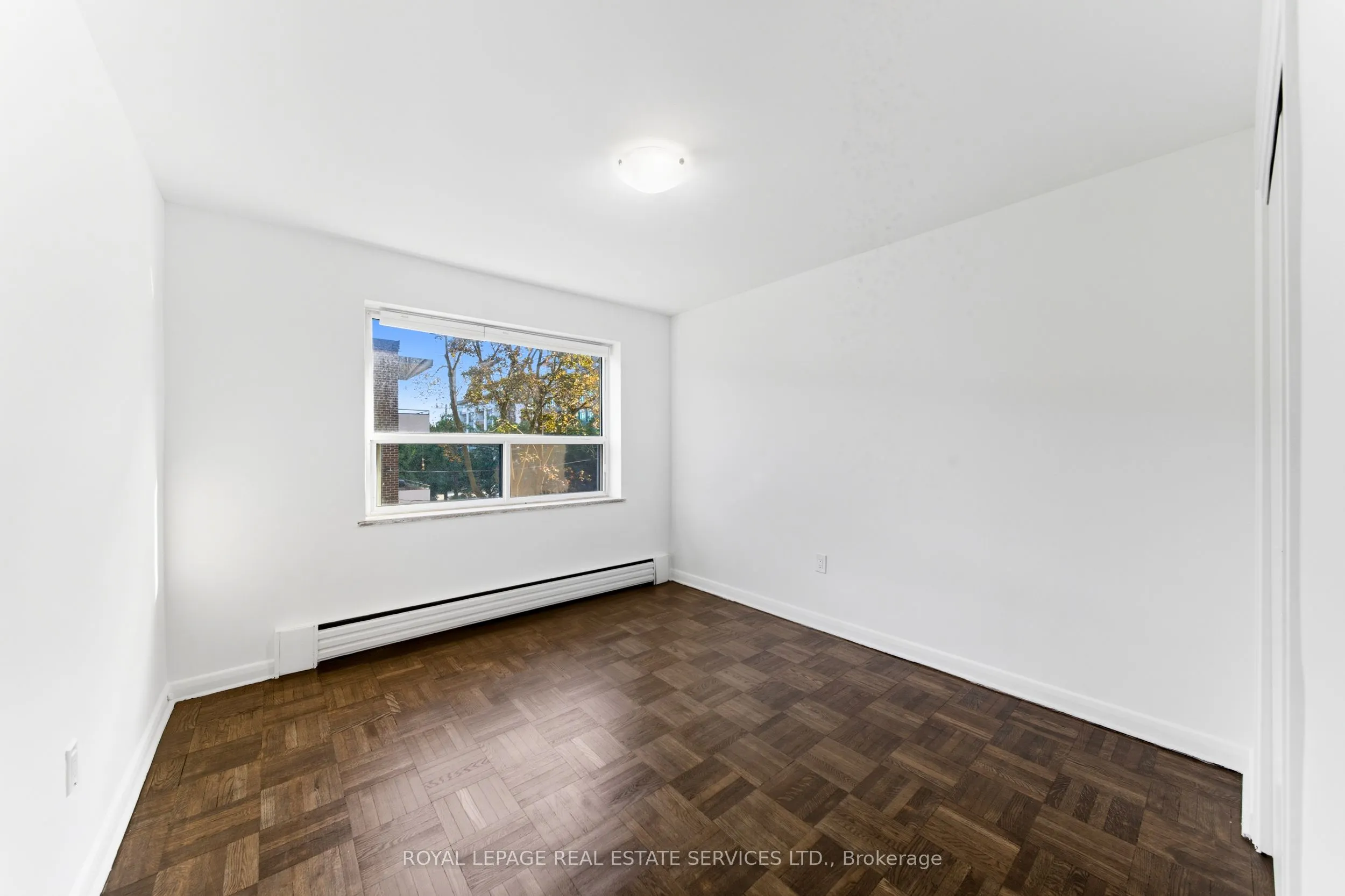 167 Stephen Drive, #207