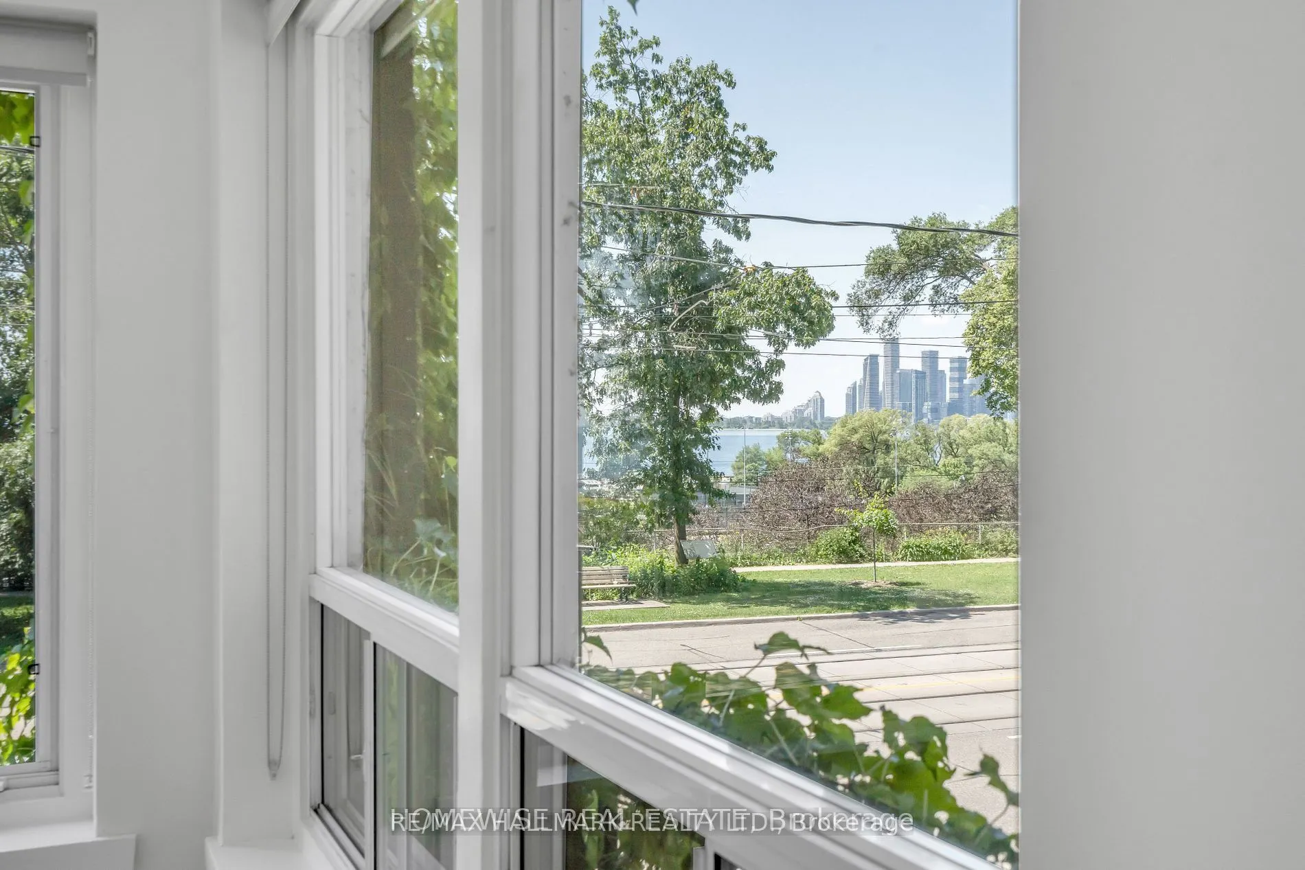 1542 King Street W, #1