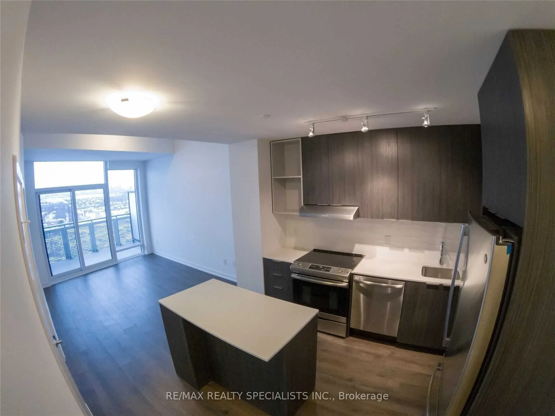 2520 Eglinton Avenue W, #1407