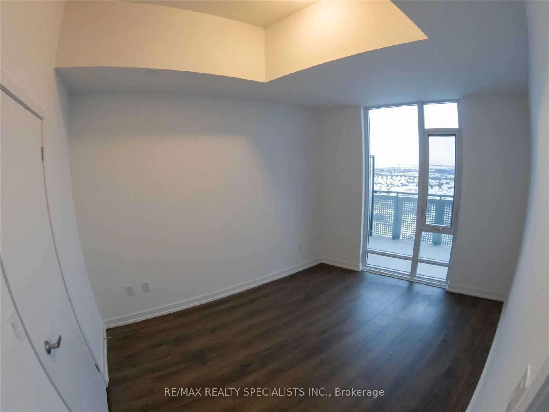 2520 Eglinton Avenue W, #1407