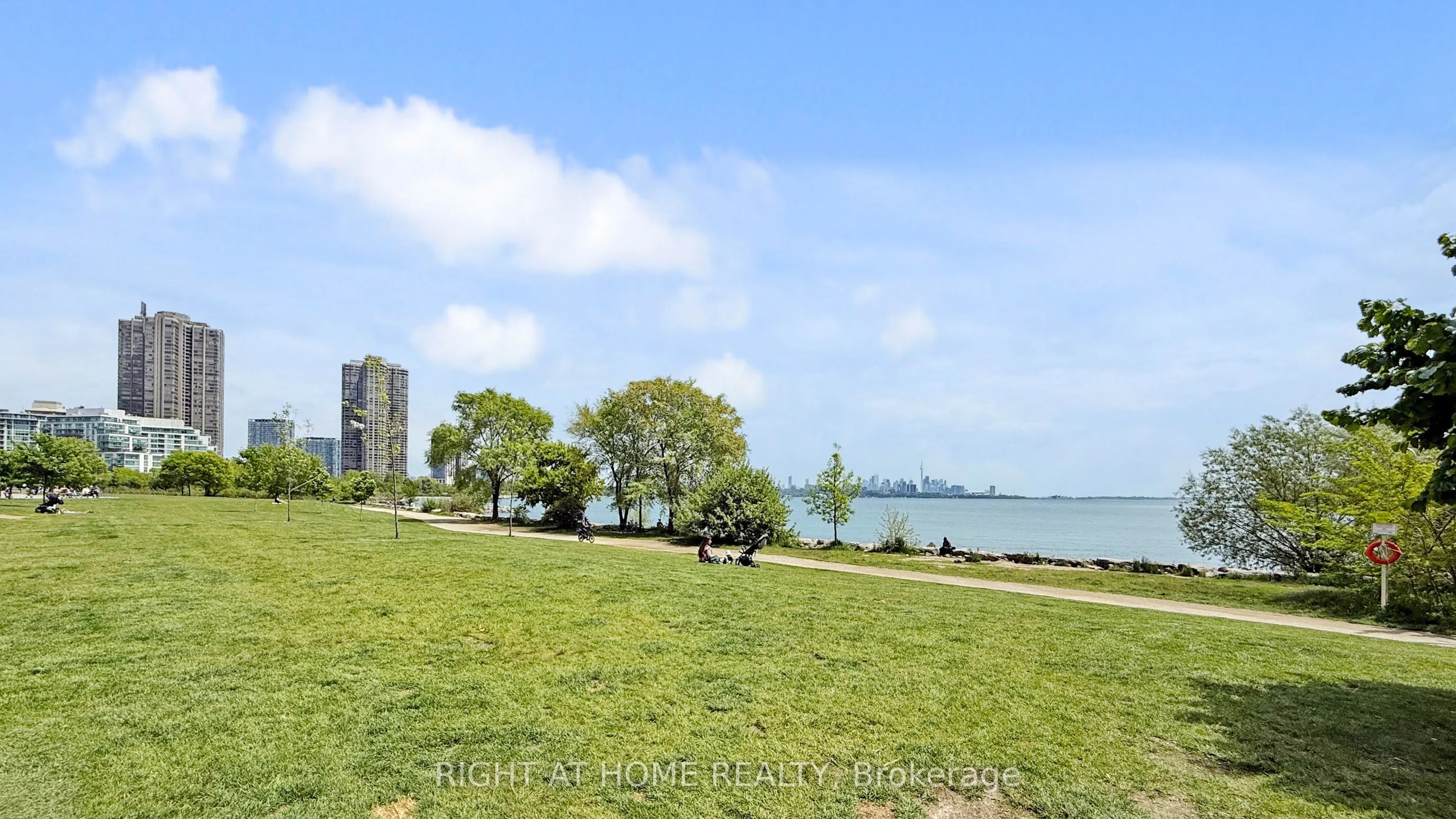 38 Annie Craig Drive, #408