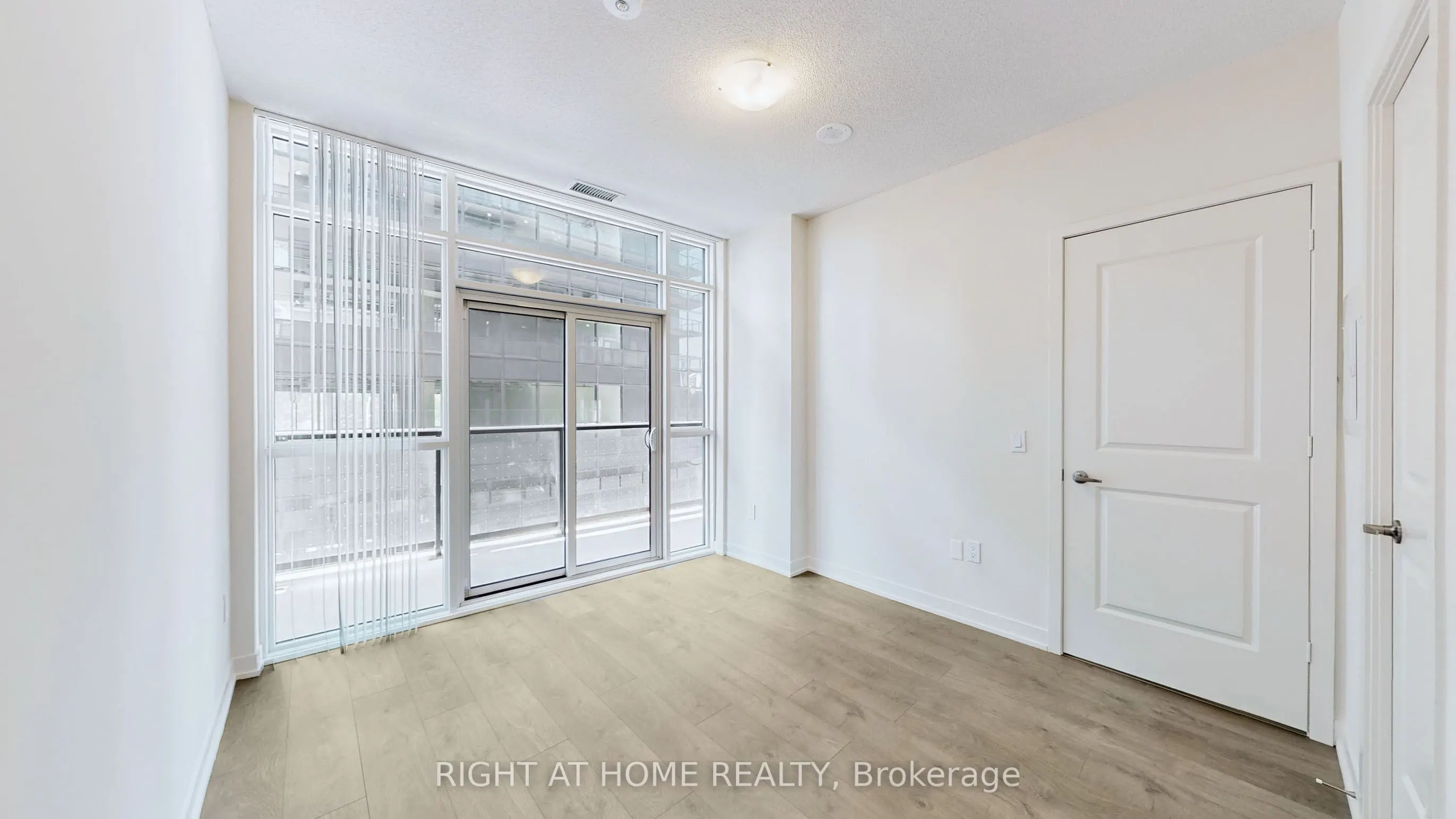 38 Annie Craig Drive, #408