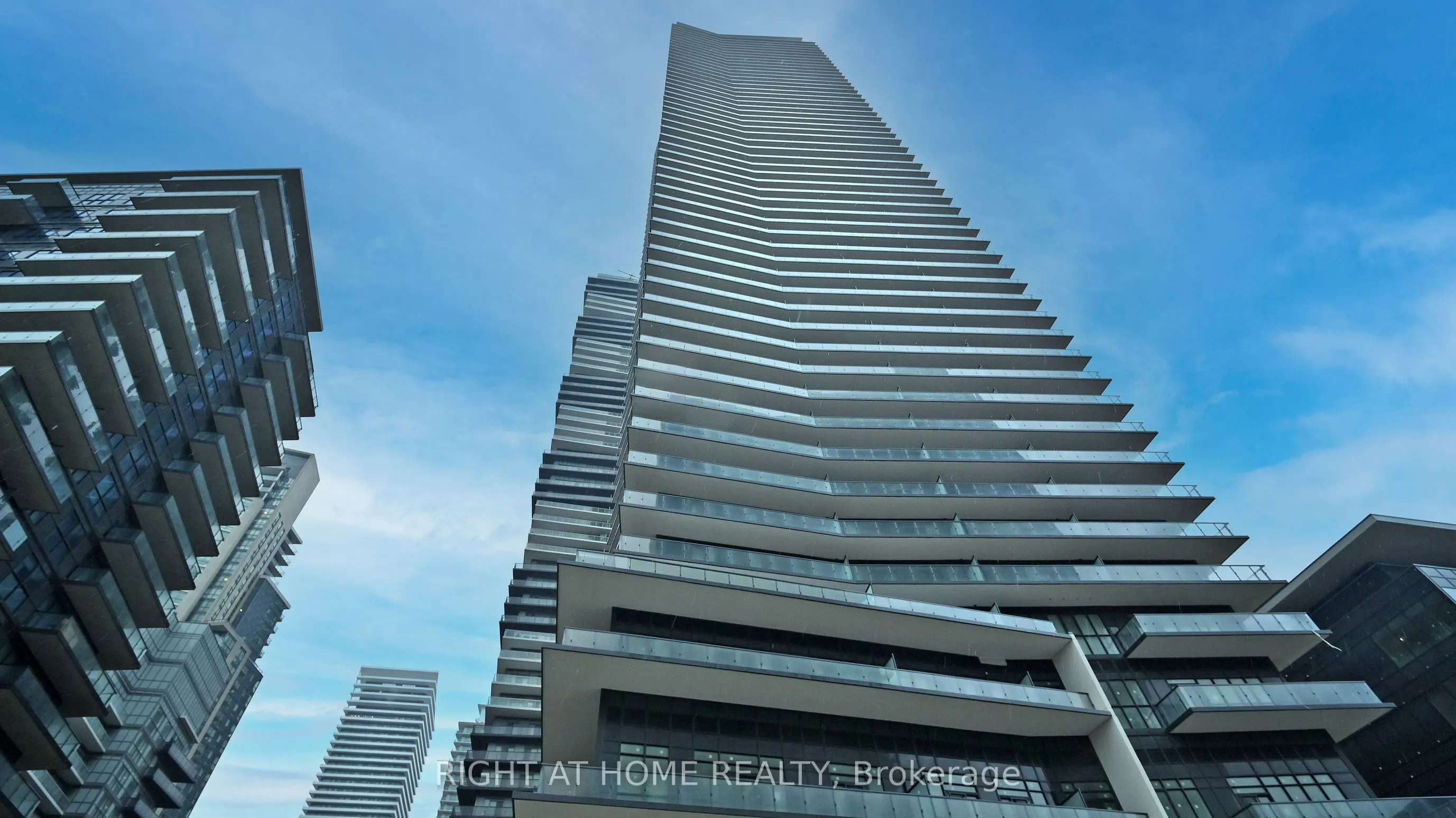 38 Annie Craig Drive, #408