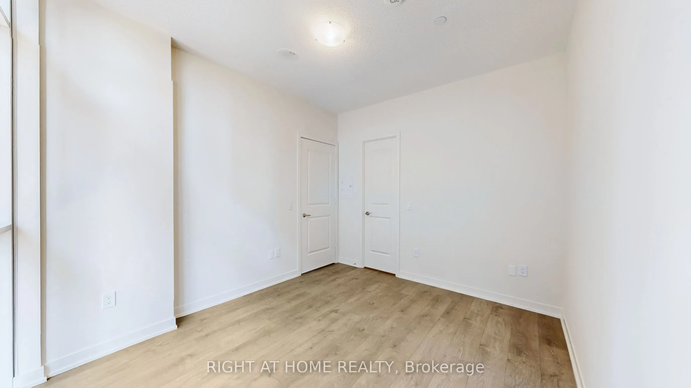 38 Annie Craig Drive, #408