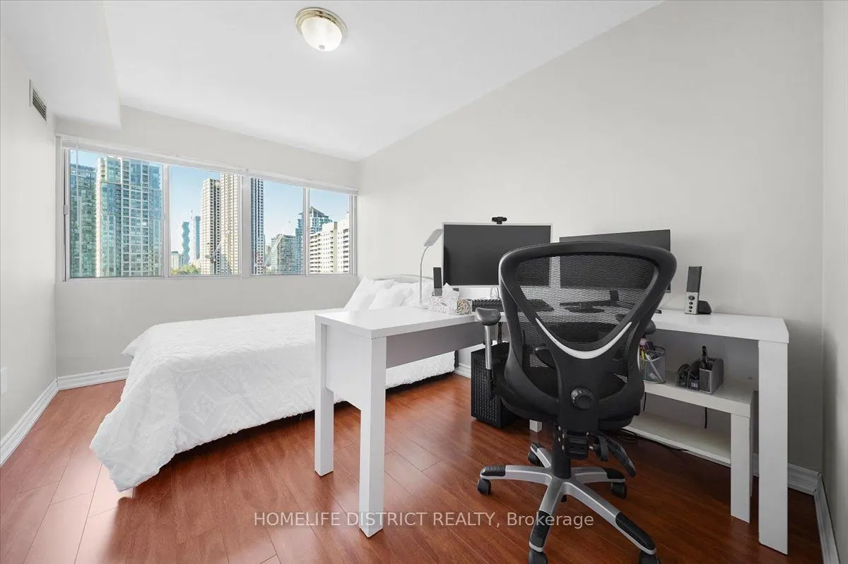 1580 Mississauga Vly Boulevard, #9