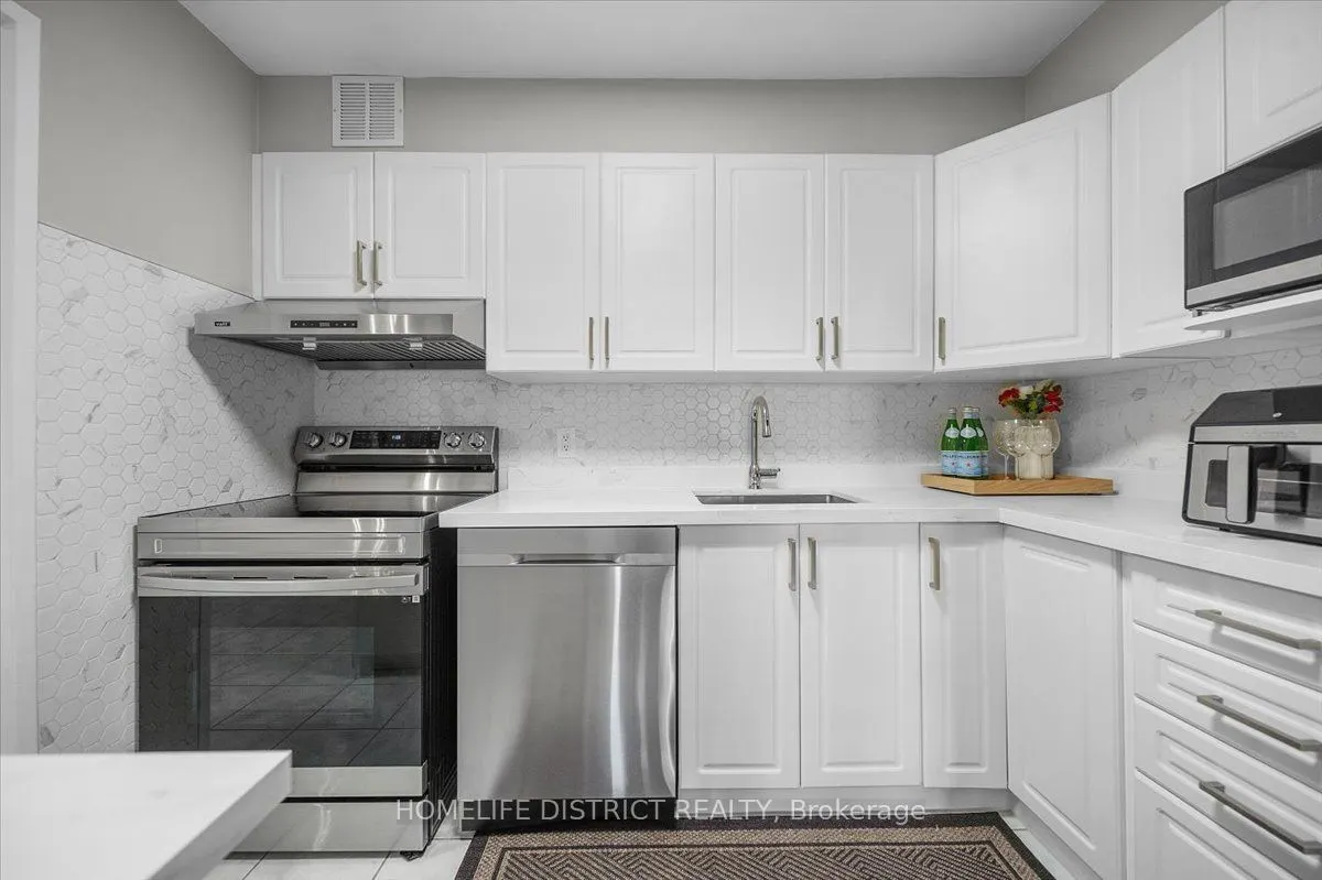 1580 Mississauga Vly Boulevard, #9
