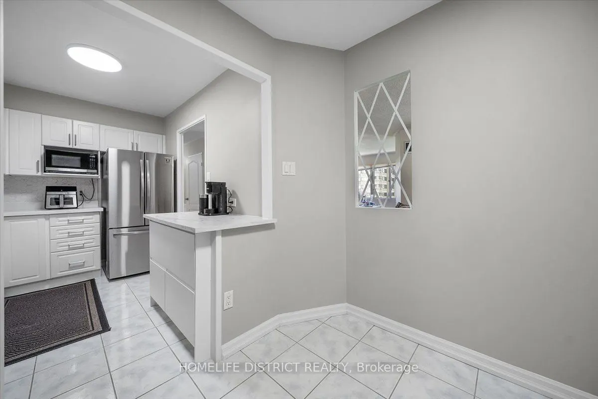 1580 Mississauga Vly Boulevard, #9