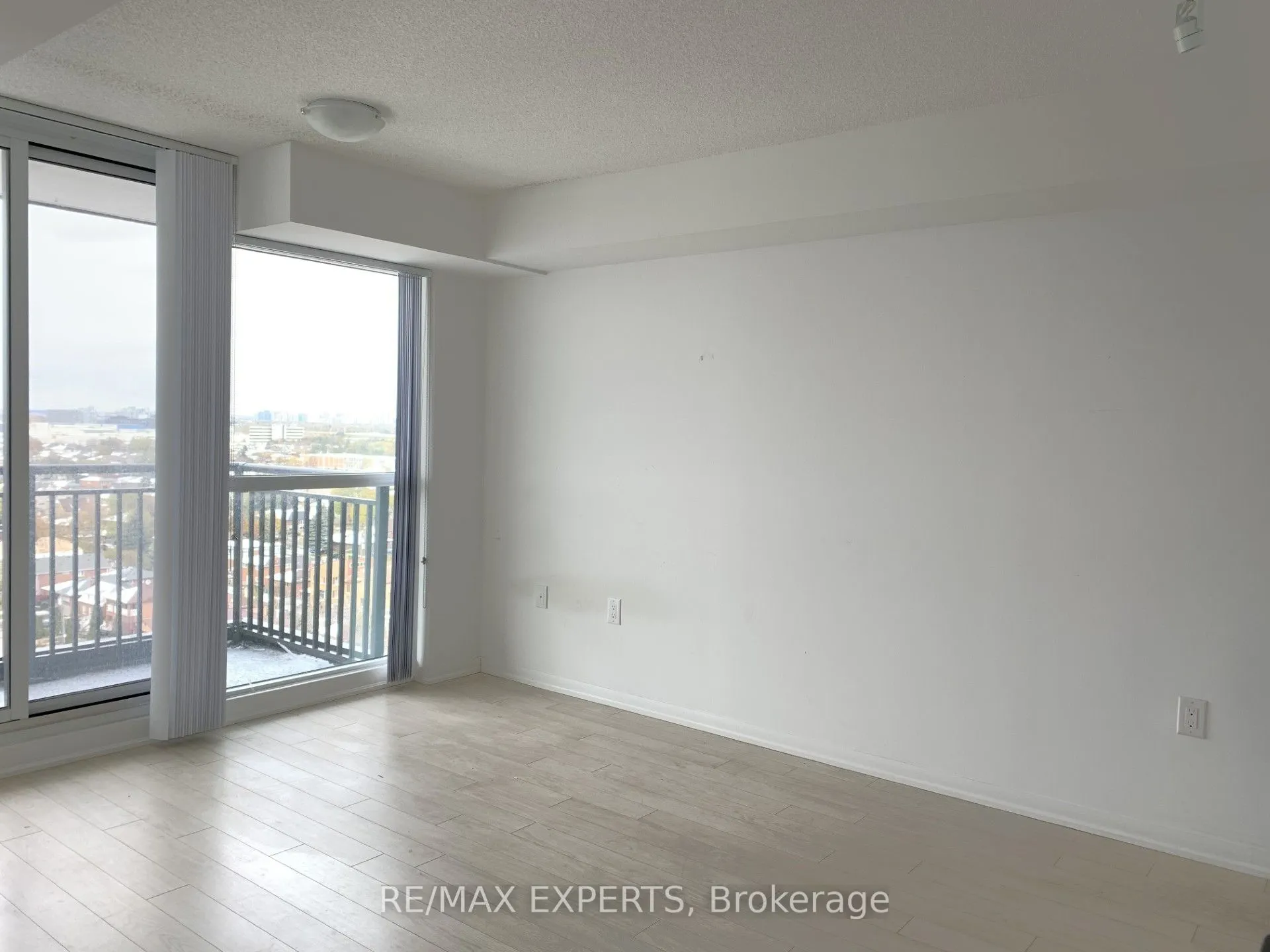 3091 Dufferin Street, #1404