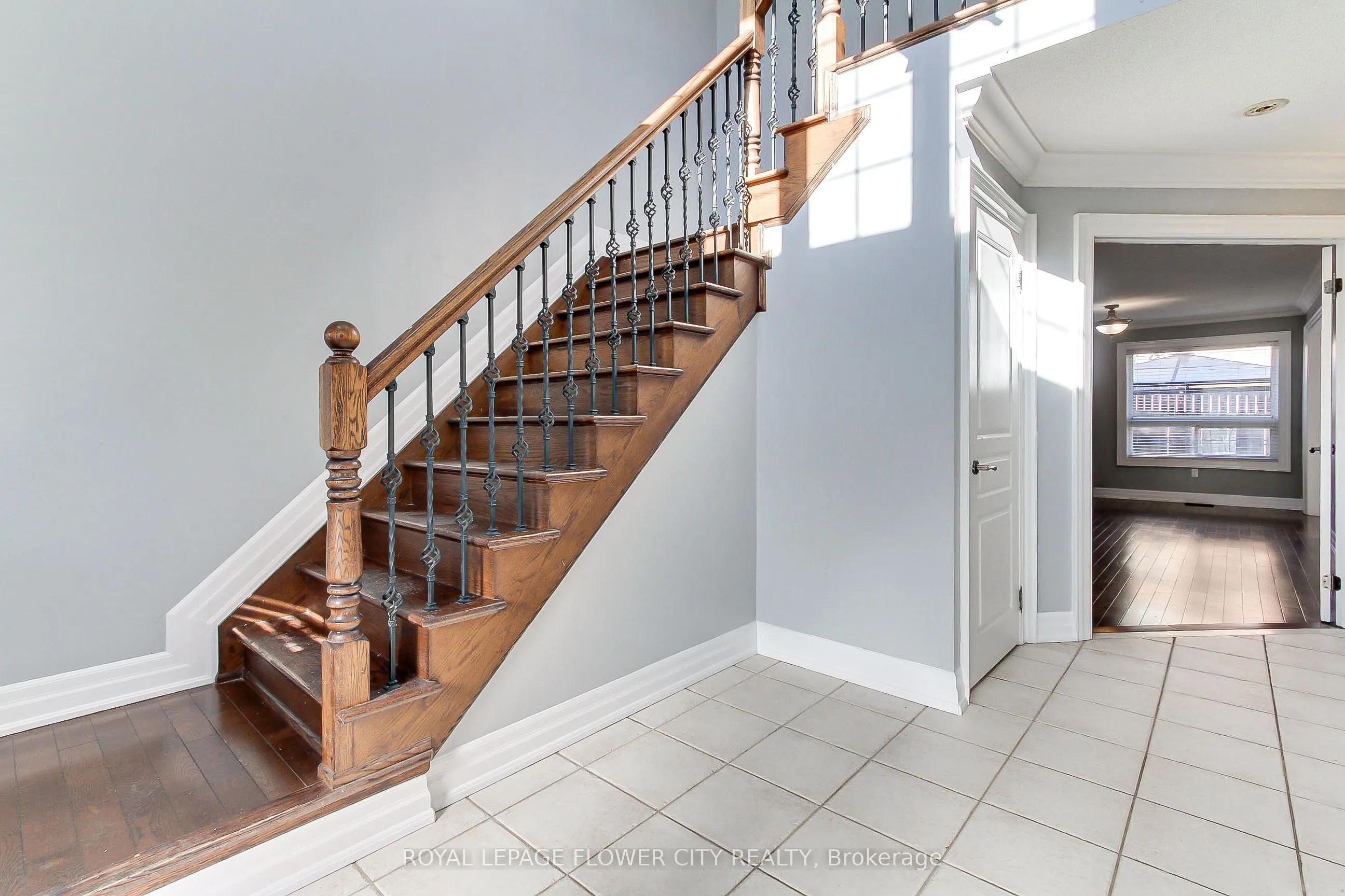 38 Milkweed Crescent, #Upper