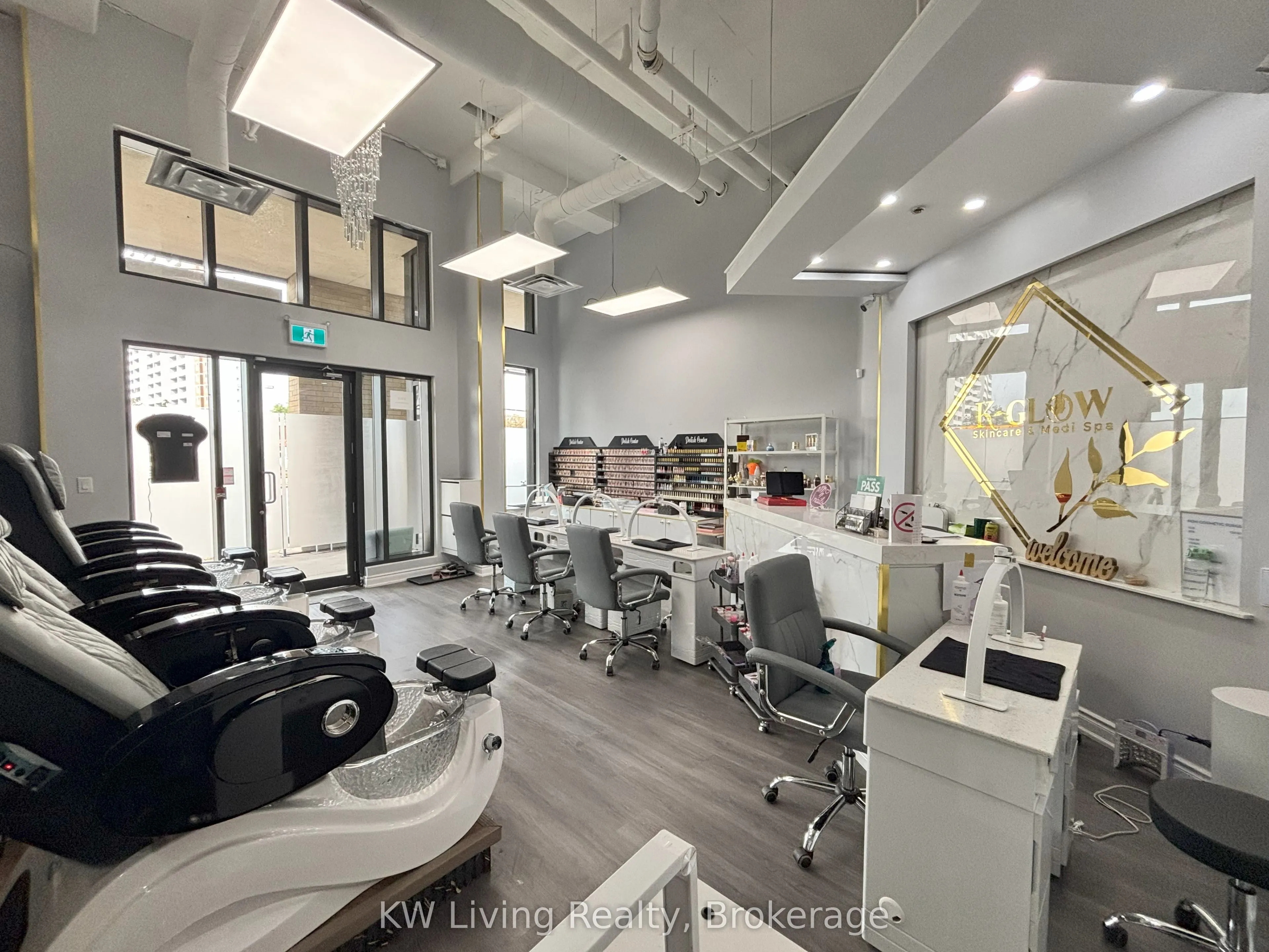 3469 Weston Road