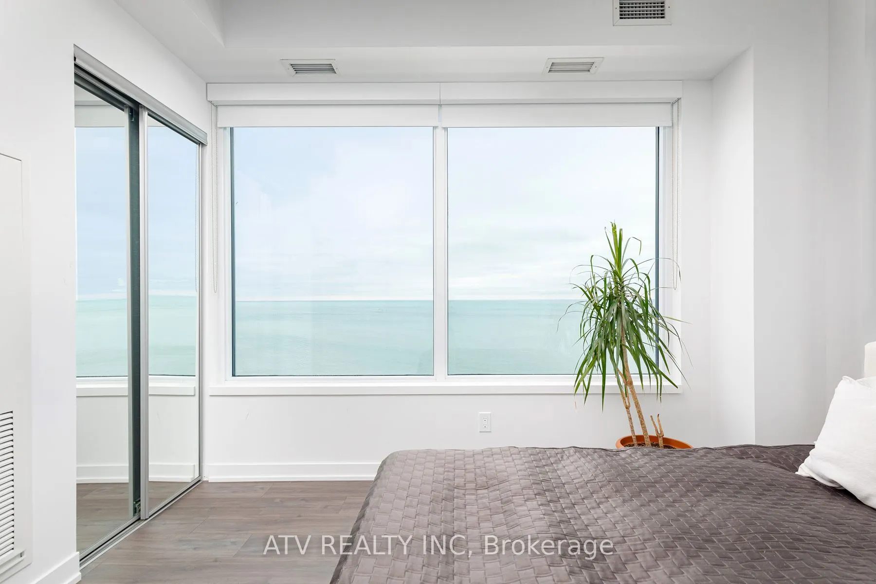 1926 Lake Shore Boulevard W, #1810