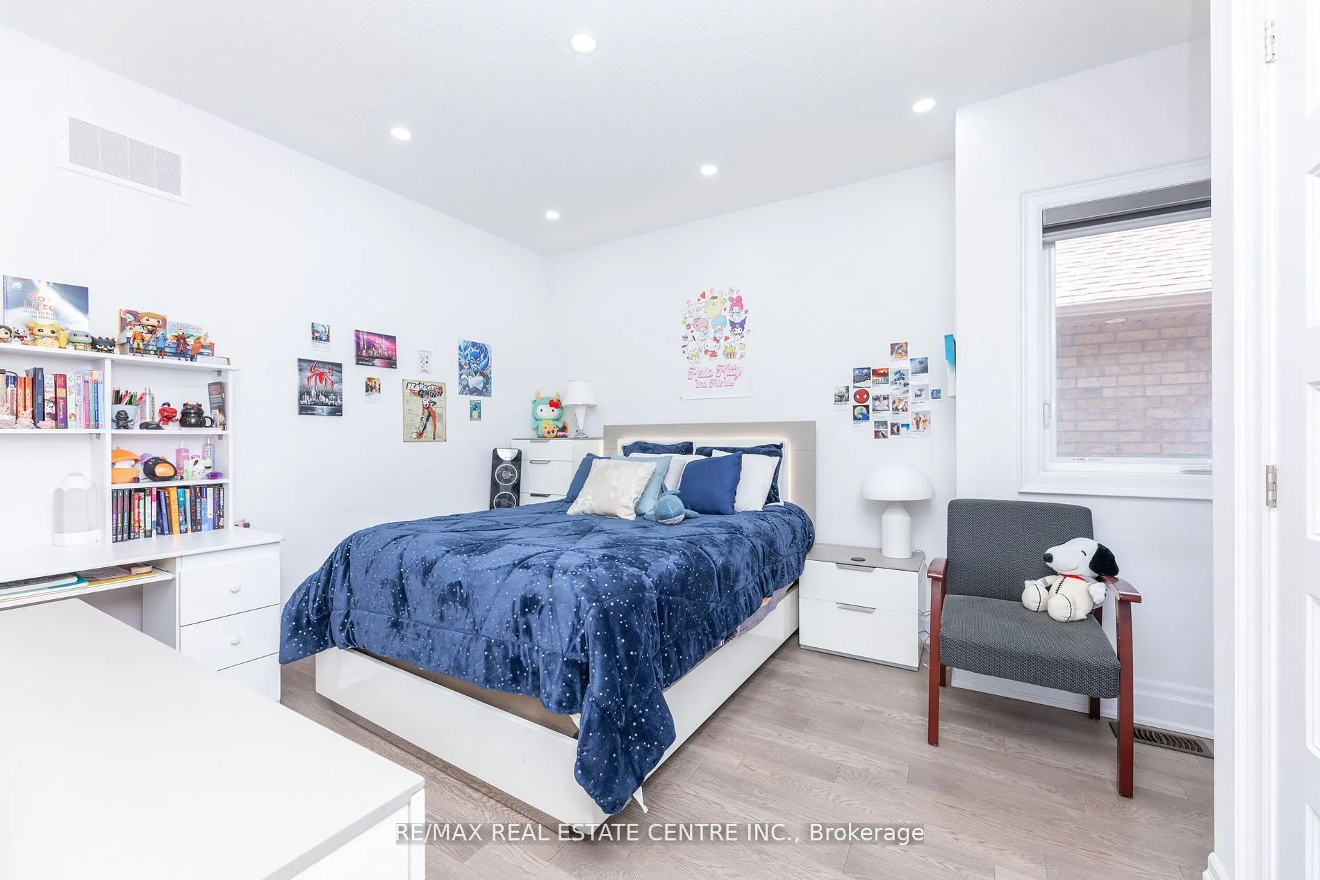 3422 Post Road N
