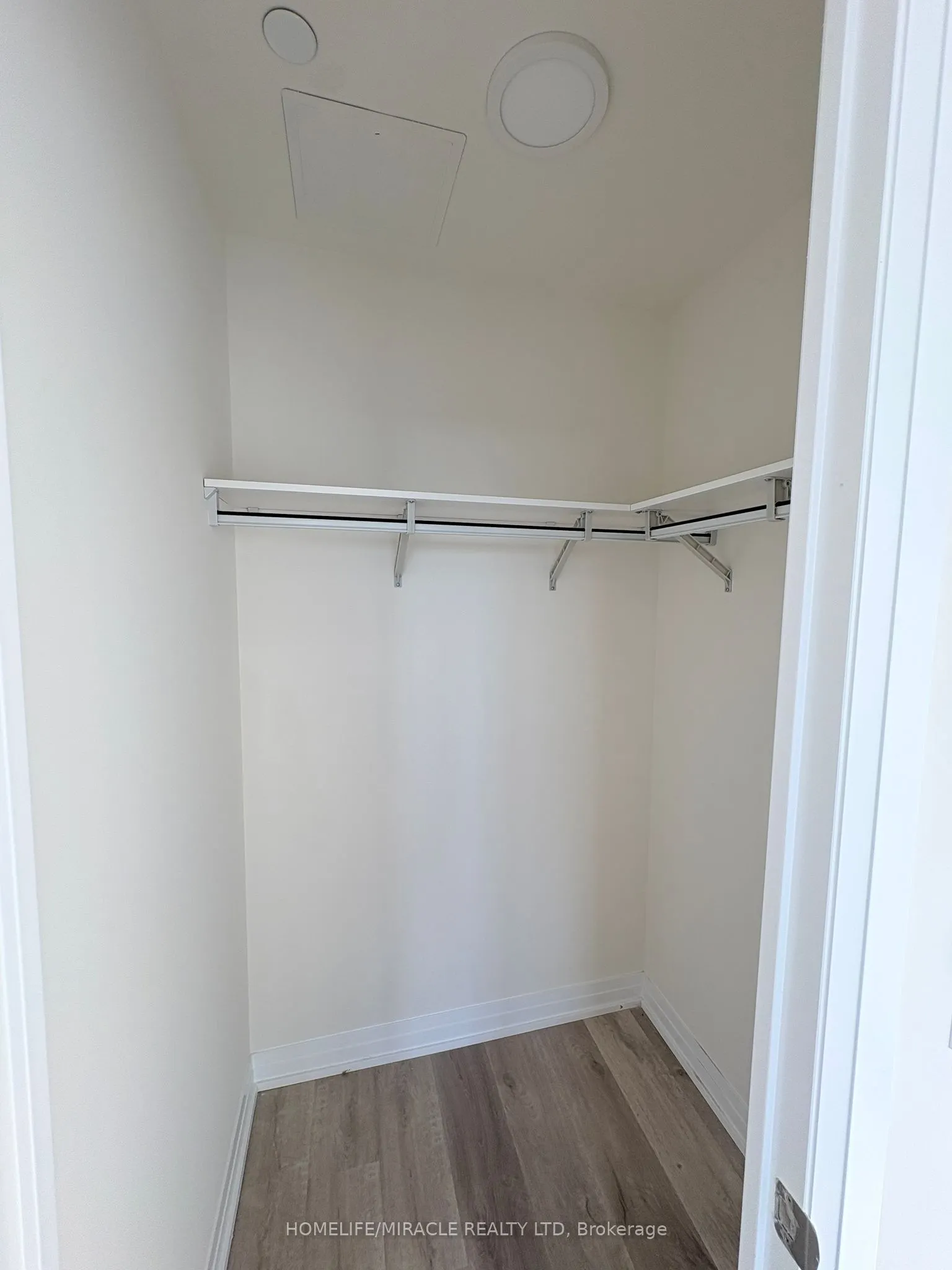 15 Watergarden Drive, #615