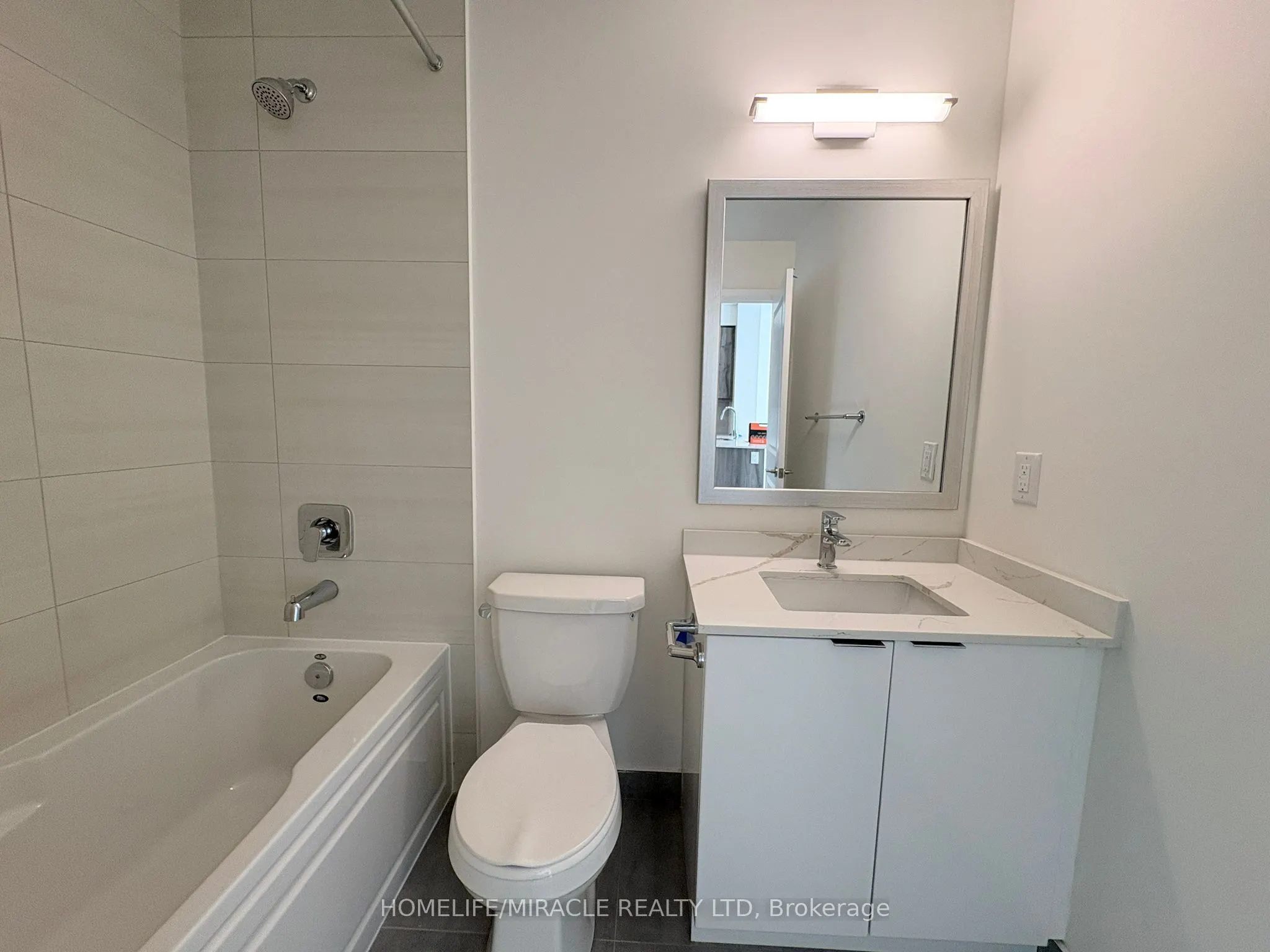 15 Watergarden Drive, #615