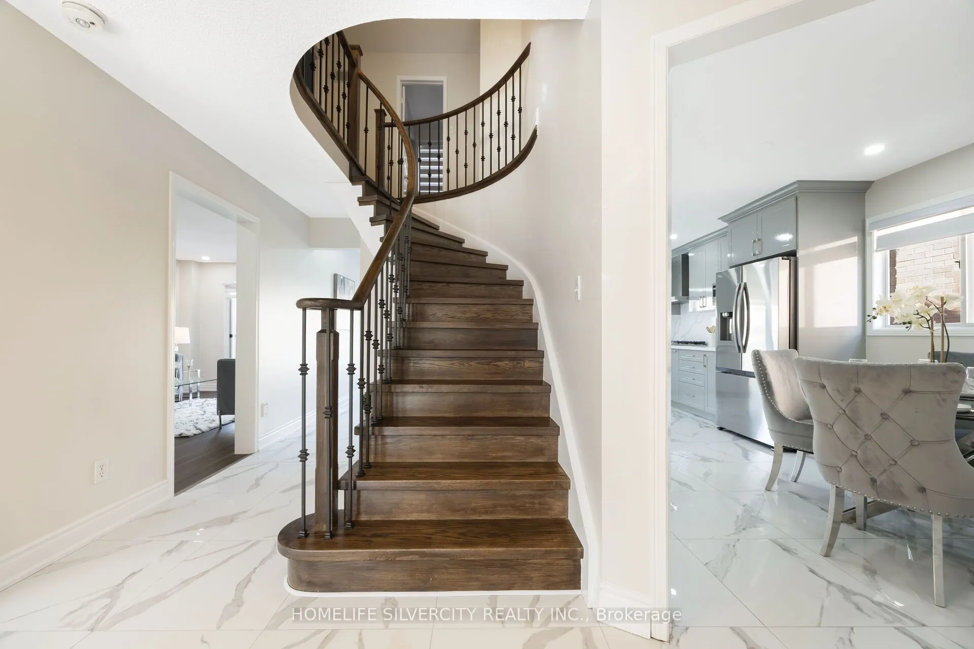 64 Clydesdale Circle
