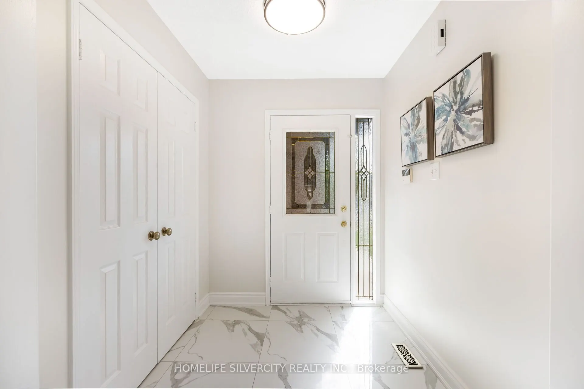64 Clydesdale Circle