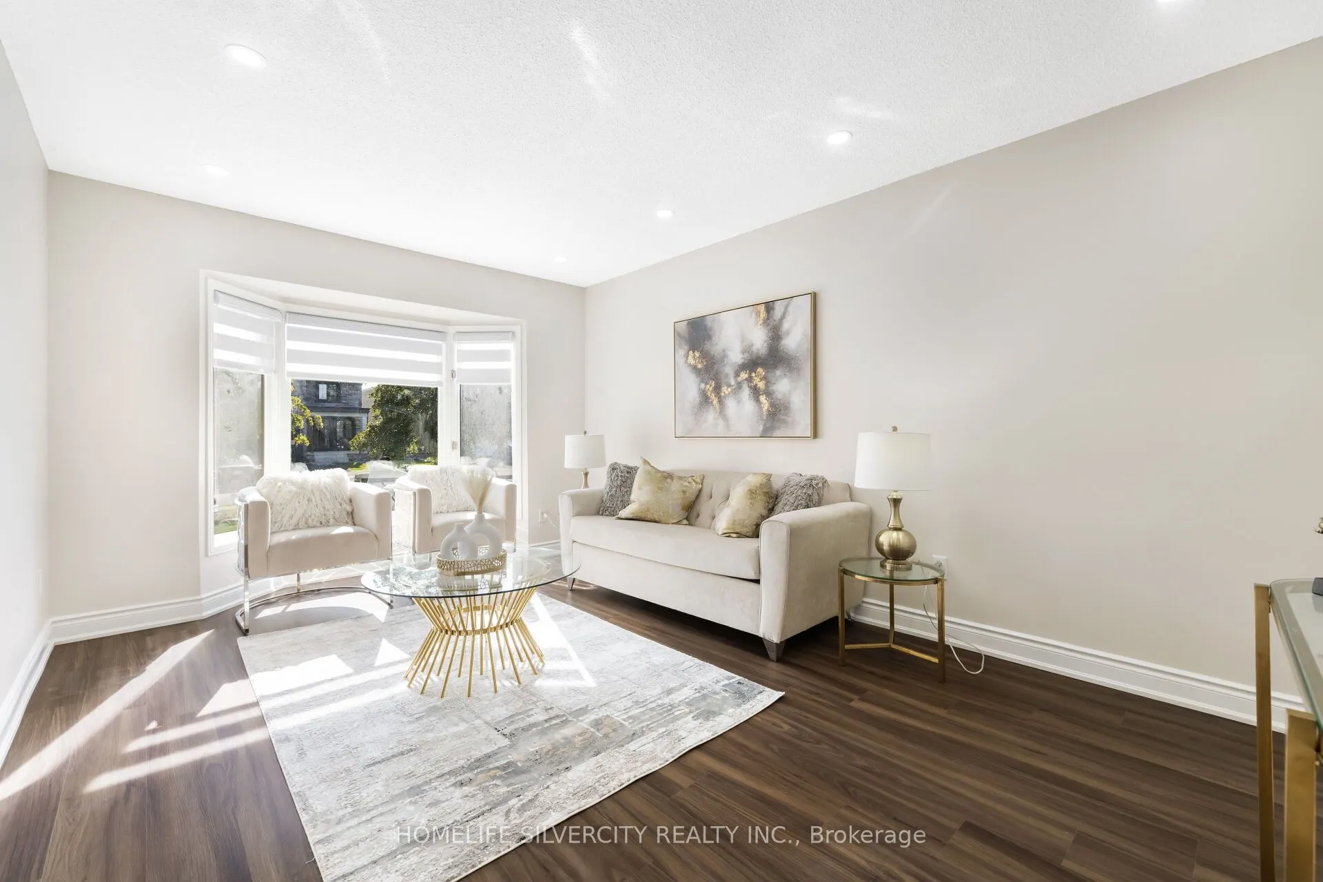 64 Clydesdale Circle