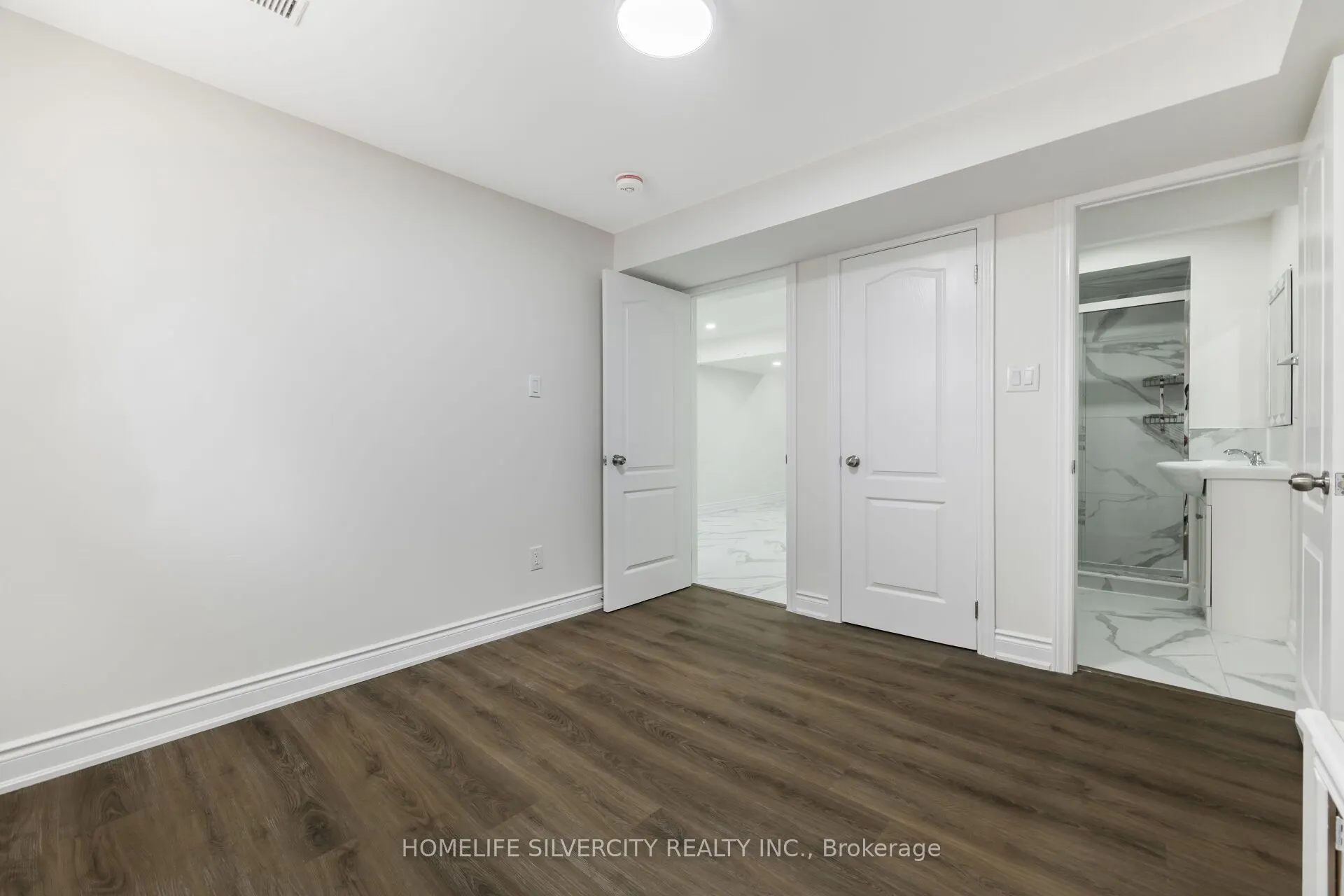 64 Clydesdale Circle